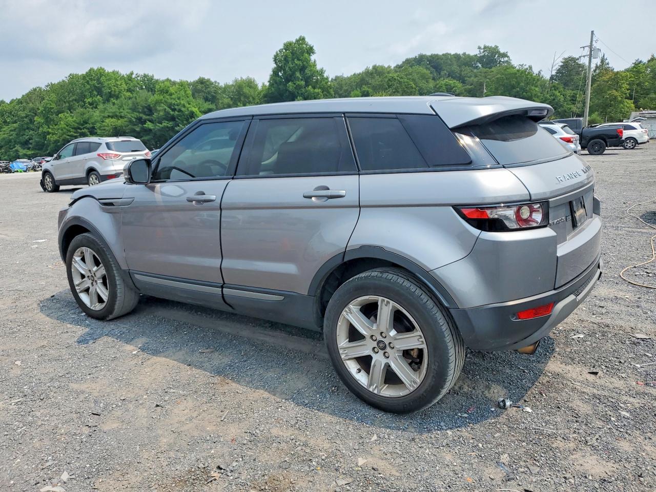 2013 Land Rover Range Rover Evoque Pure Silver vin: SALVN2BG7DH781919