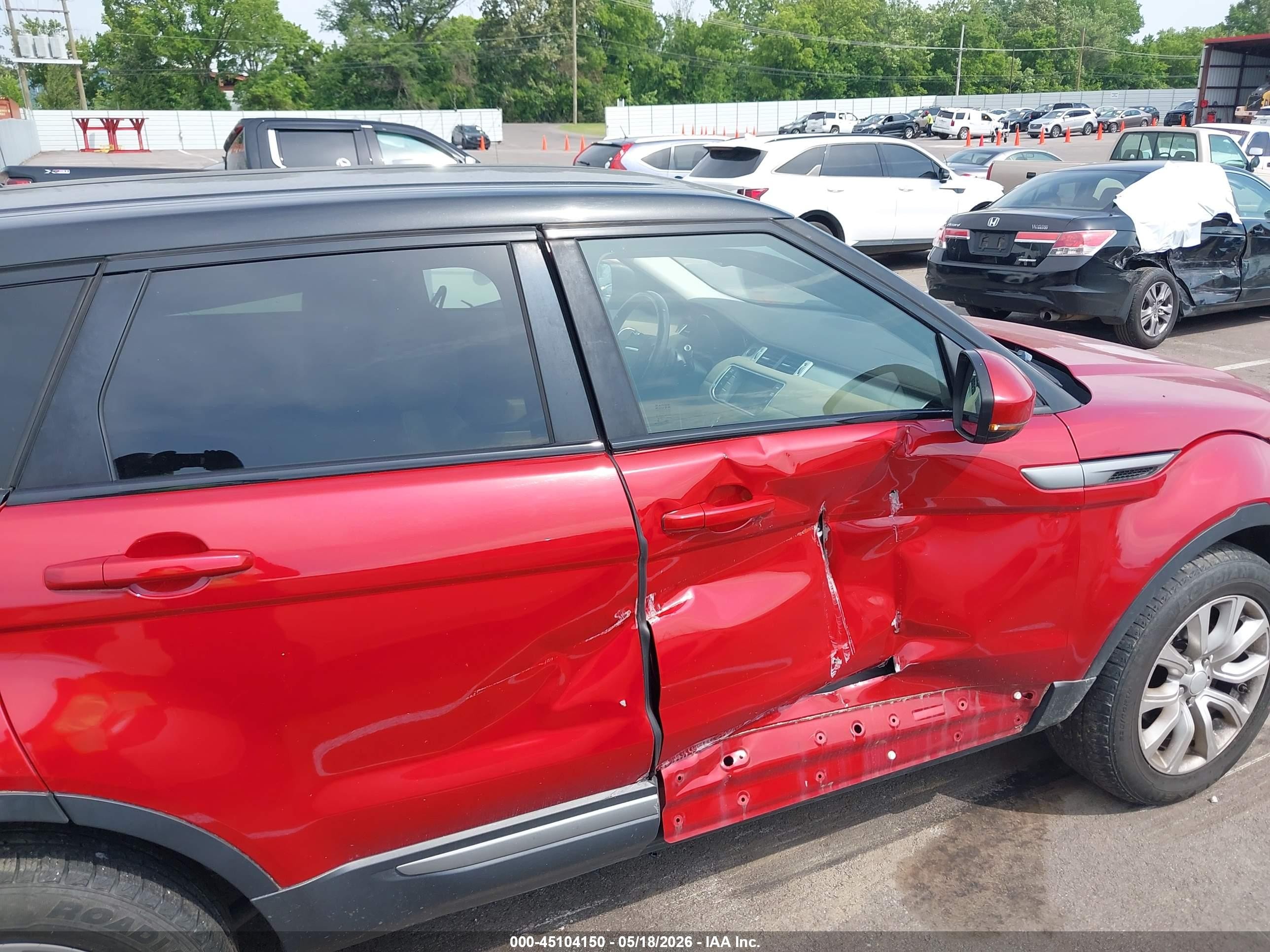 2015 Land Rover Range Rover Evoque Pure Красный vin: SALVN2BG8FH075240