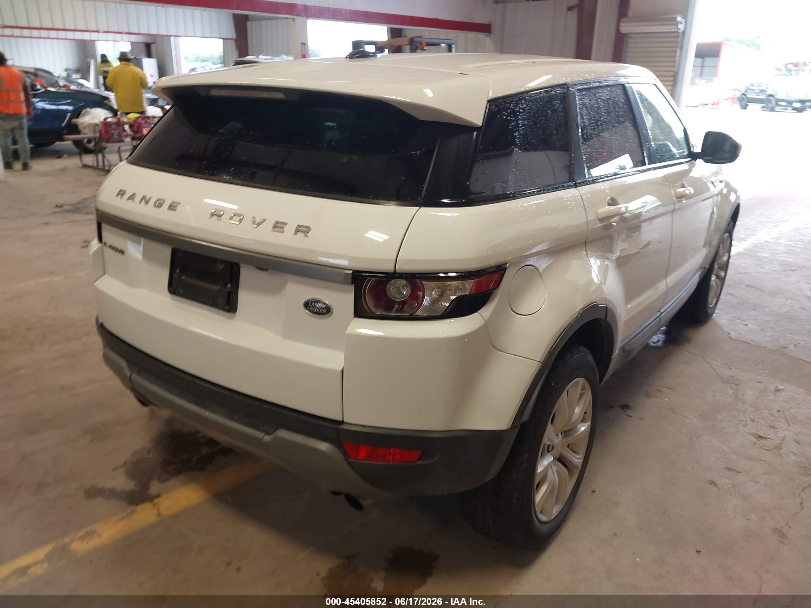 2015 Land Rover Range Rover Evoque Pure White vin: SALVN2BG9FH054252