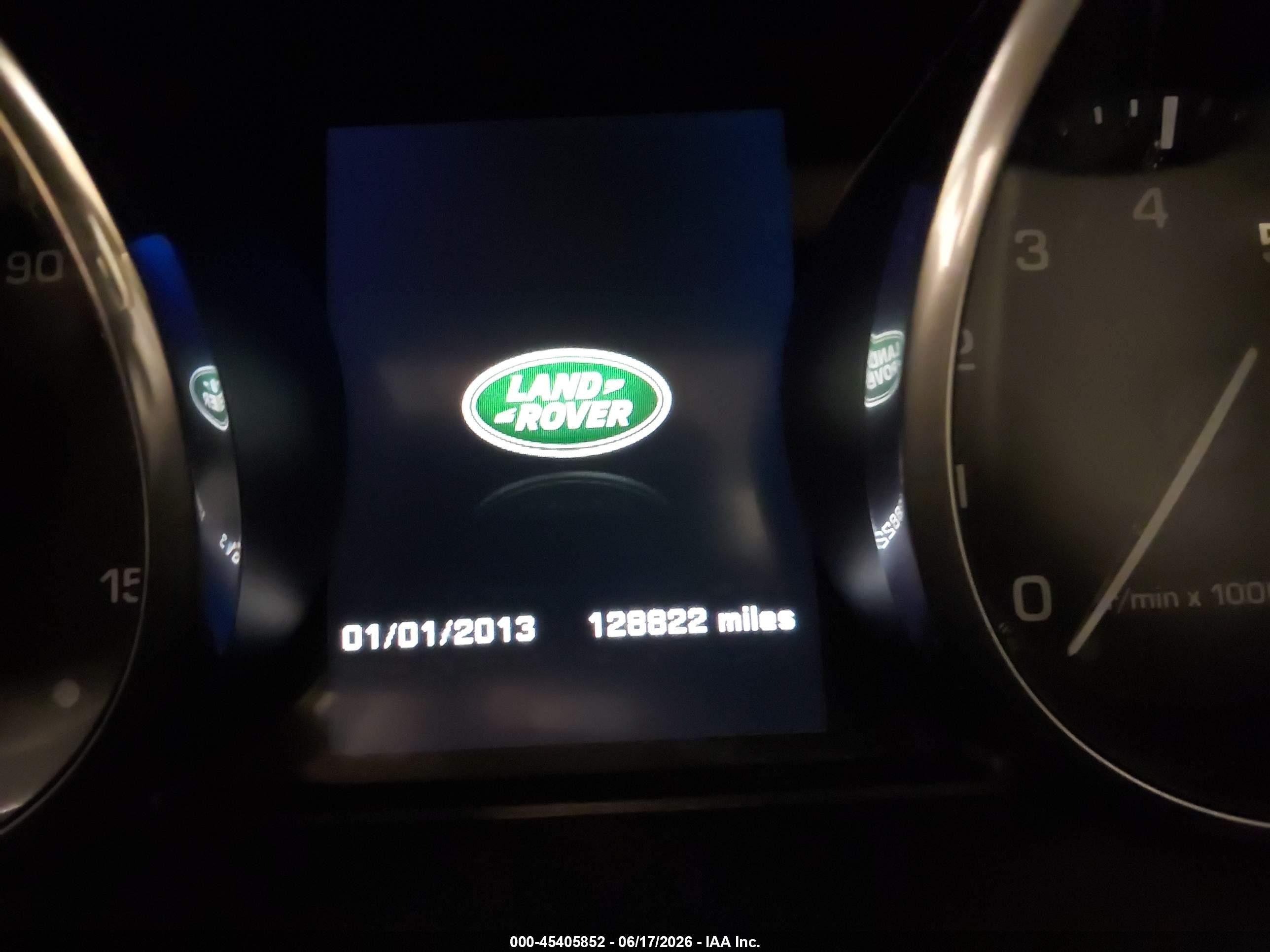 2015 Land Rover Range Rover Evoque Pure White vin: SALVN2BG9FH054252
