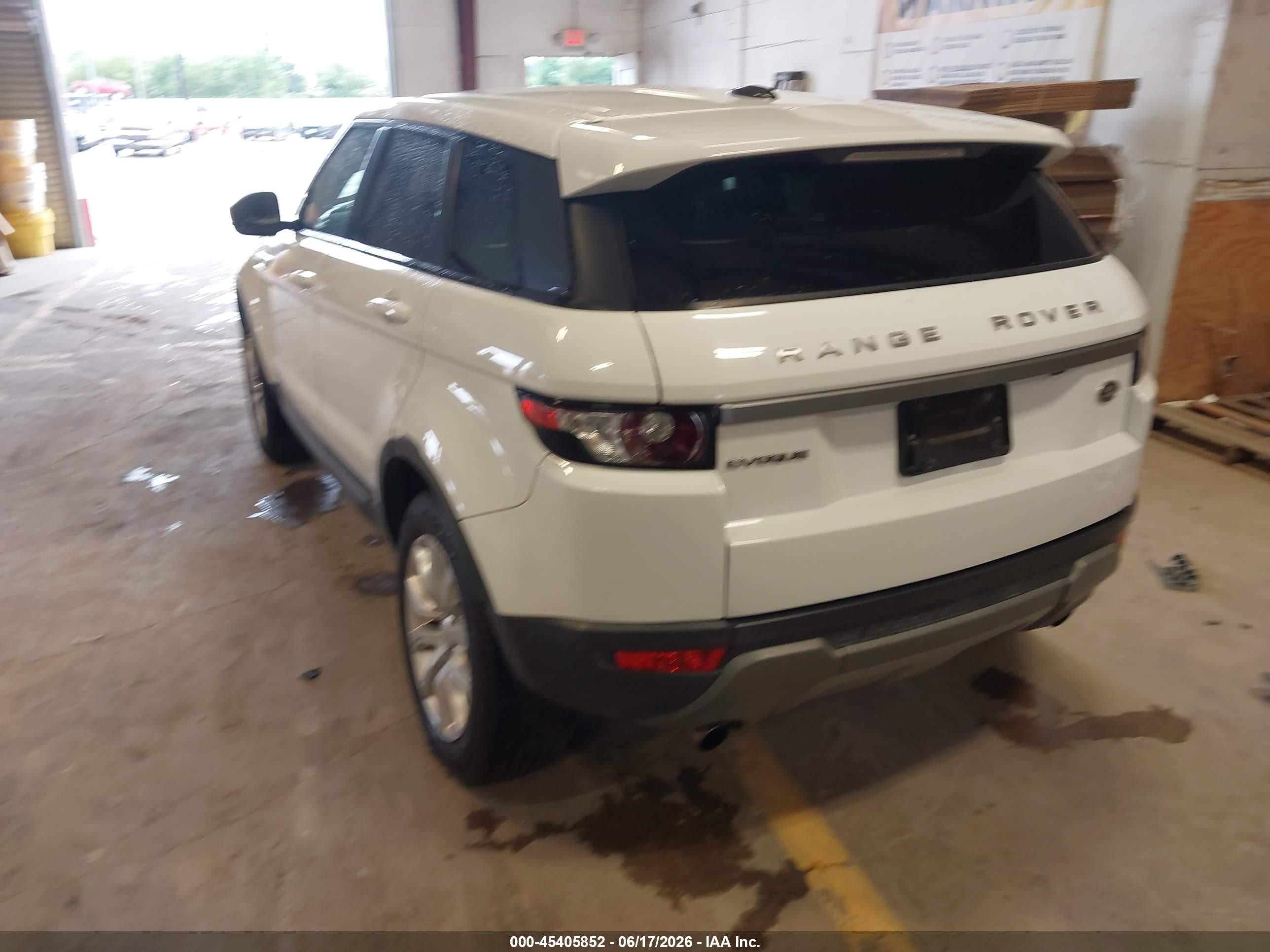 2015 Land Rover Range Rover Evoque Pure White vin: SALVN2BG9FH054252