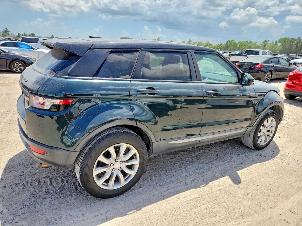 2015 Land Rover Range Rover Evoque Pure Green vin: SALVN2BG9FH070595