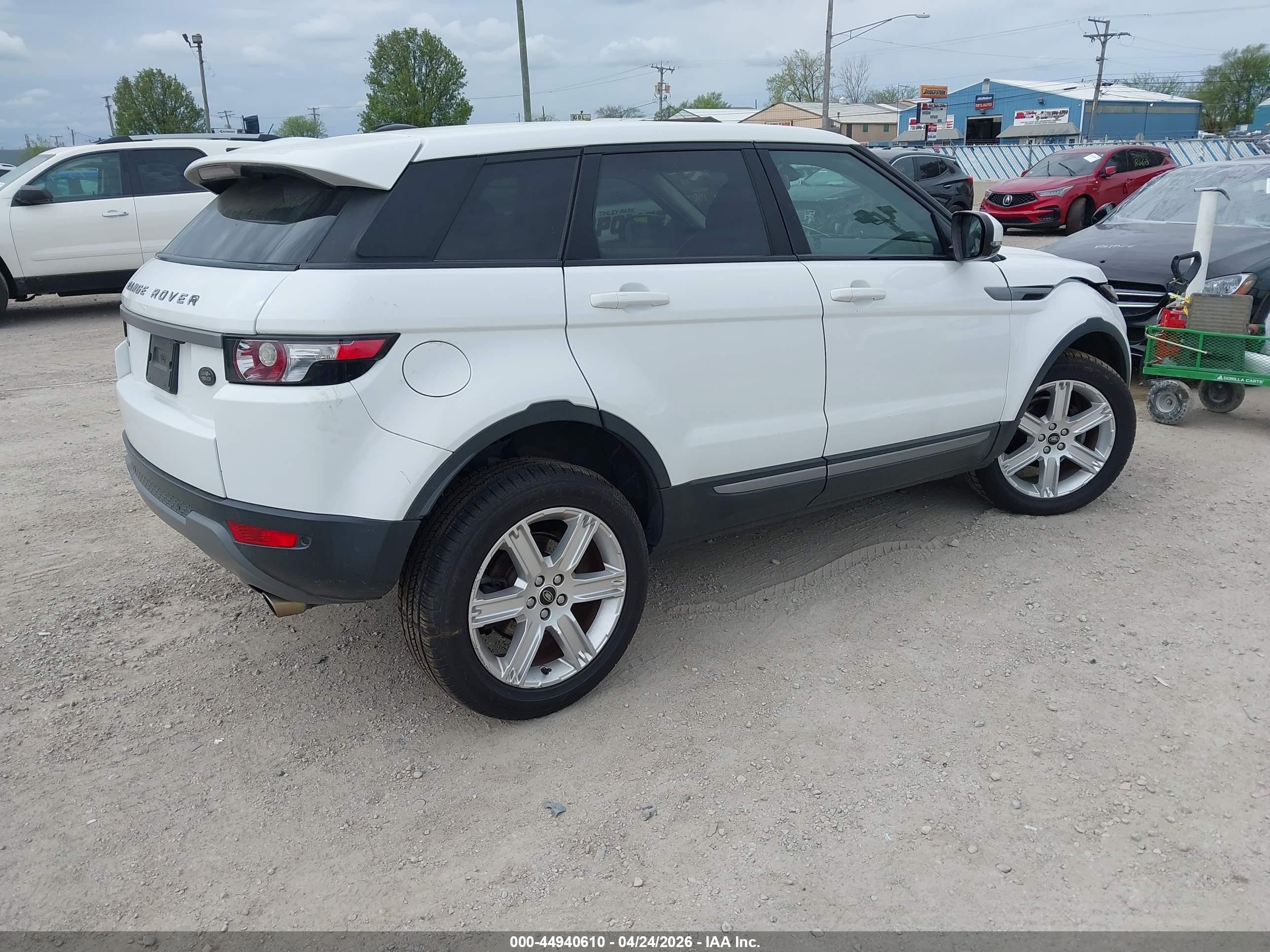 2013 Land Rover Range Rover Evoque Pure White vin: SALVN2BGXDH846231