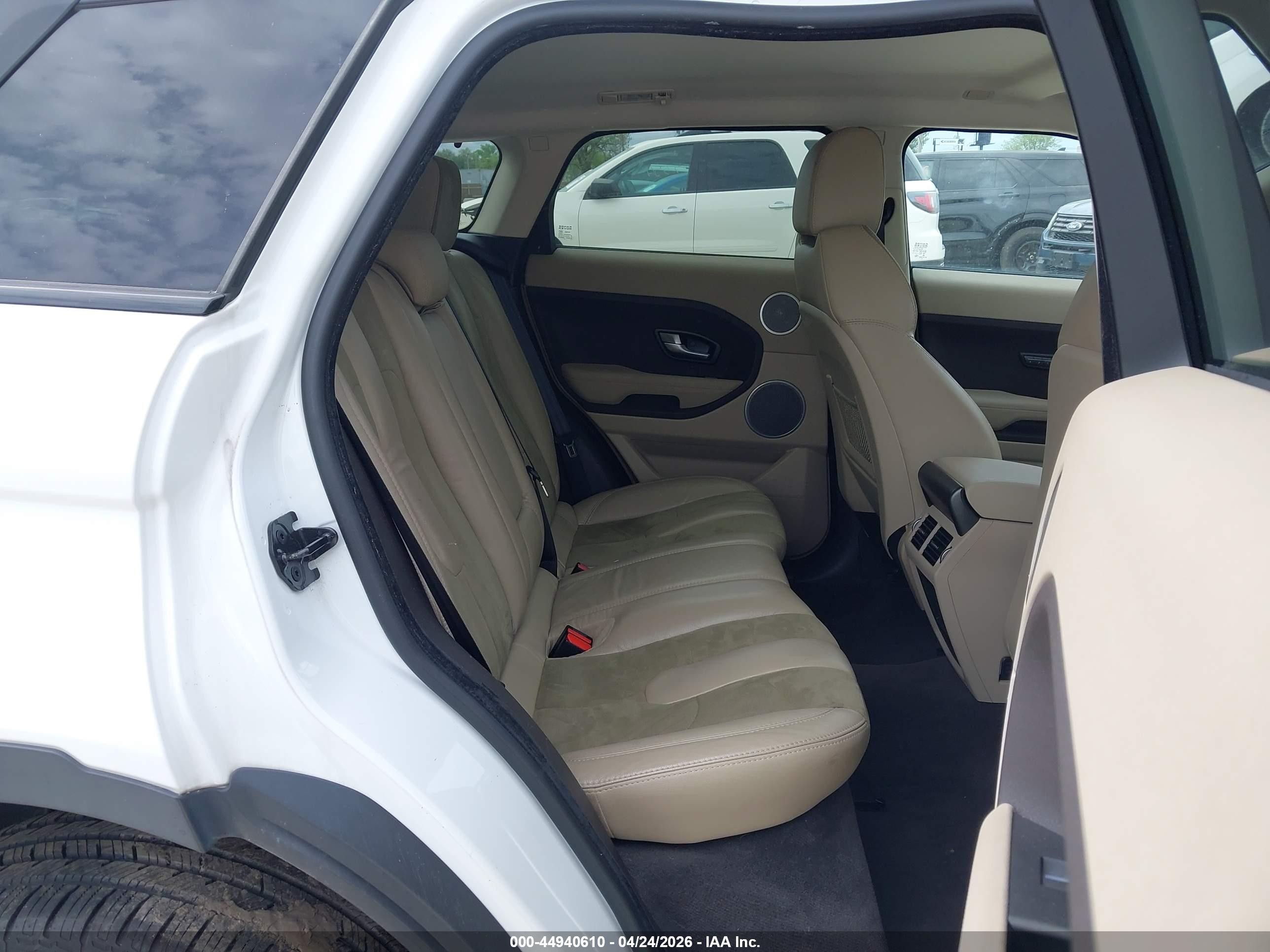 2013 Land Rover Range Rover Evoque Pure White vin: SALVN2BGXDH846231
