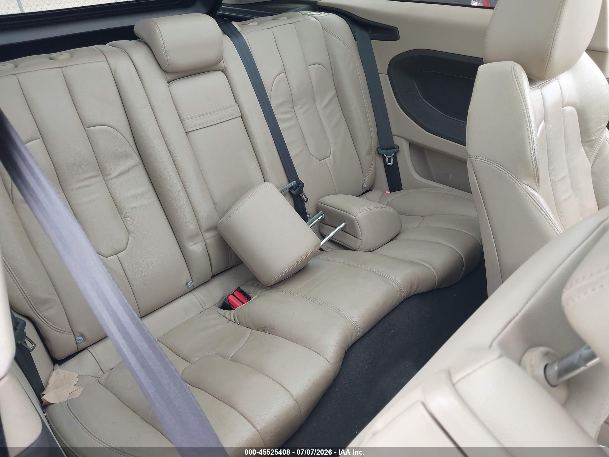 2012 Land Rover Range Rover Evoque Pure Plus White vin: SALVP1BG2CH604293