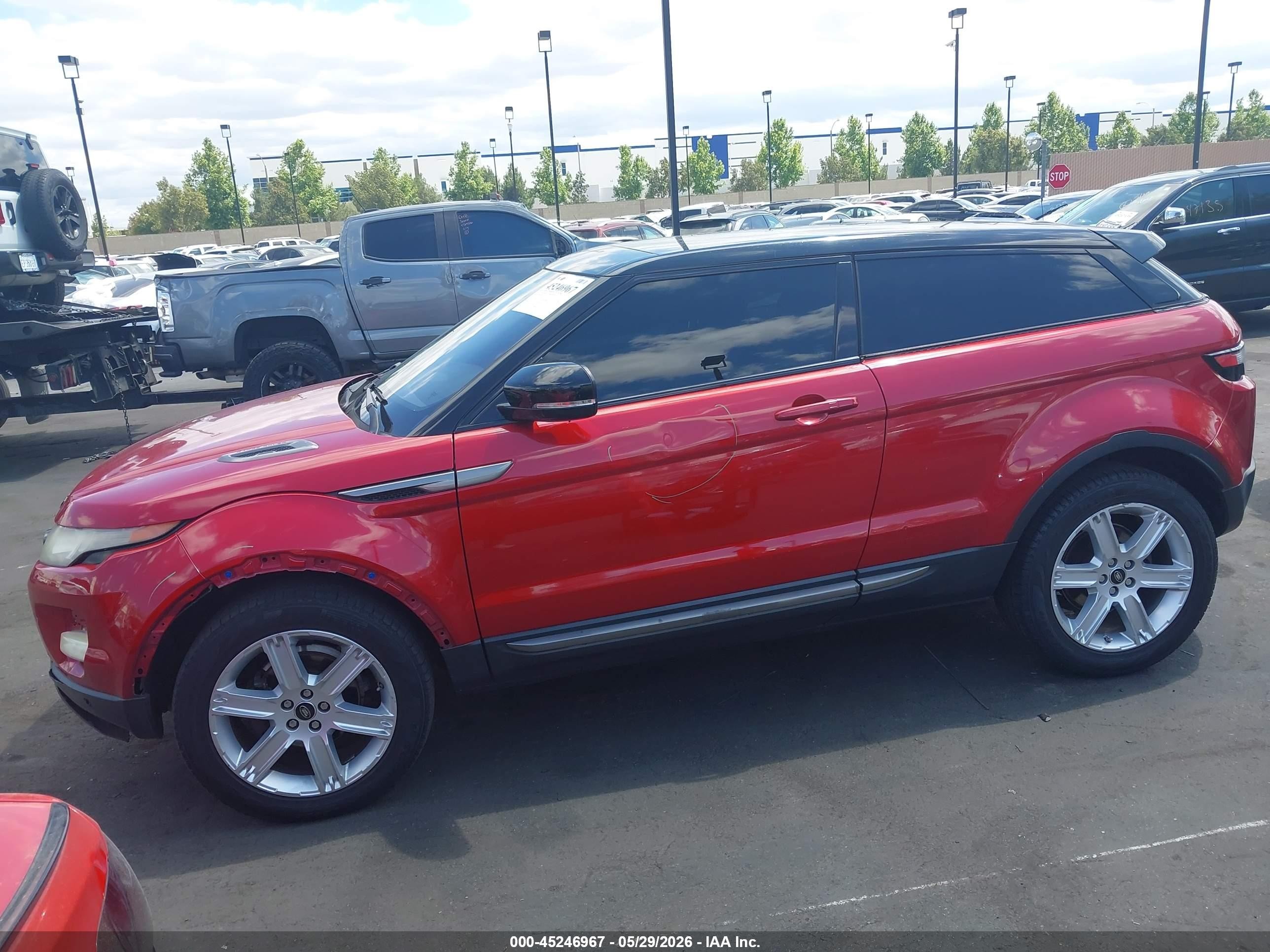2013 Land Rover Range Rover Evoque Pure Plus Red vin: SALVP1BG8DH776457