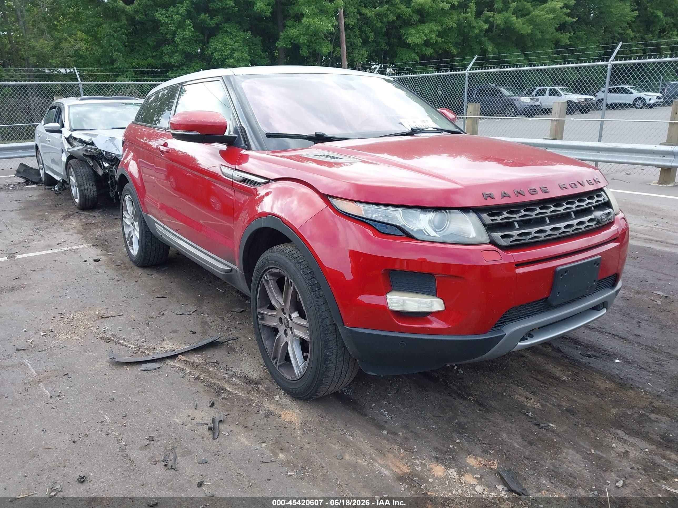 2013 Land Rover Range Rover Evoque Pure Plus Красный vin: SALVP1BGXDH751382