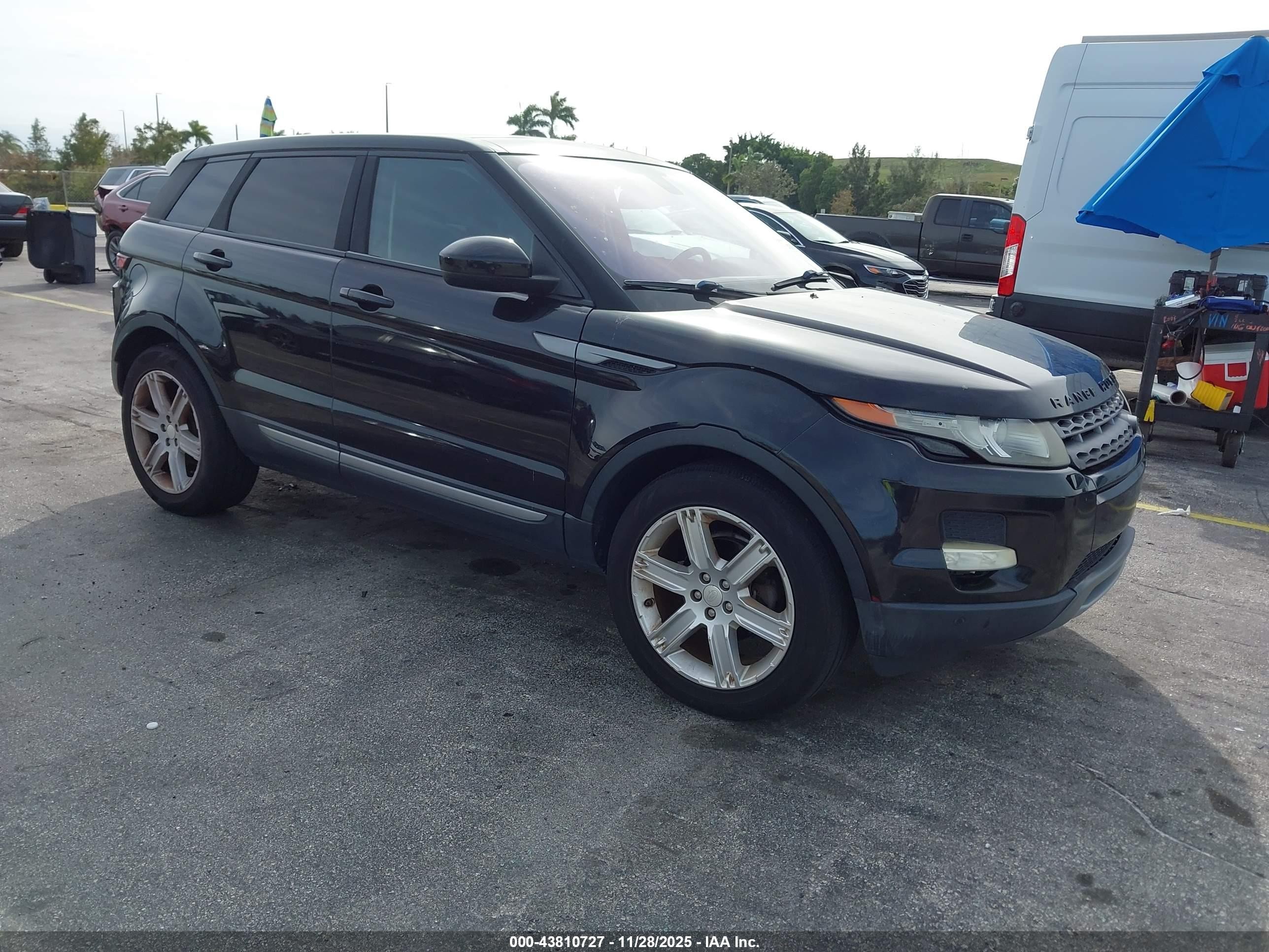 2014 Land Rover Range Rover Evoque Pure Black vin: SALVP2BG0EH862983