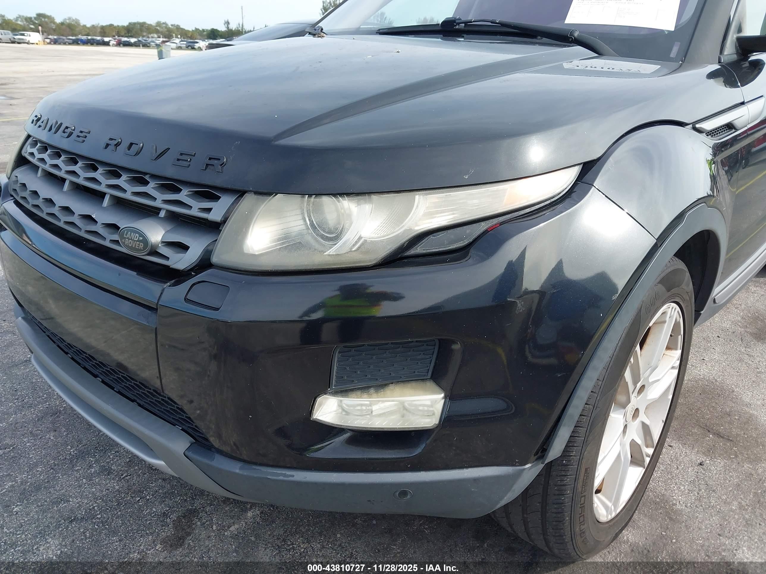 2014 Land Rover Range Rover Evoque Pure Black vin: SALVP2BG0EH862983