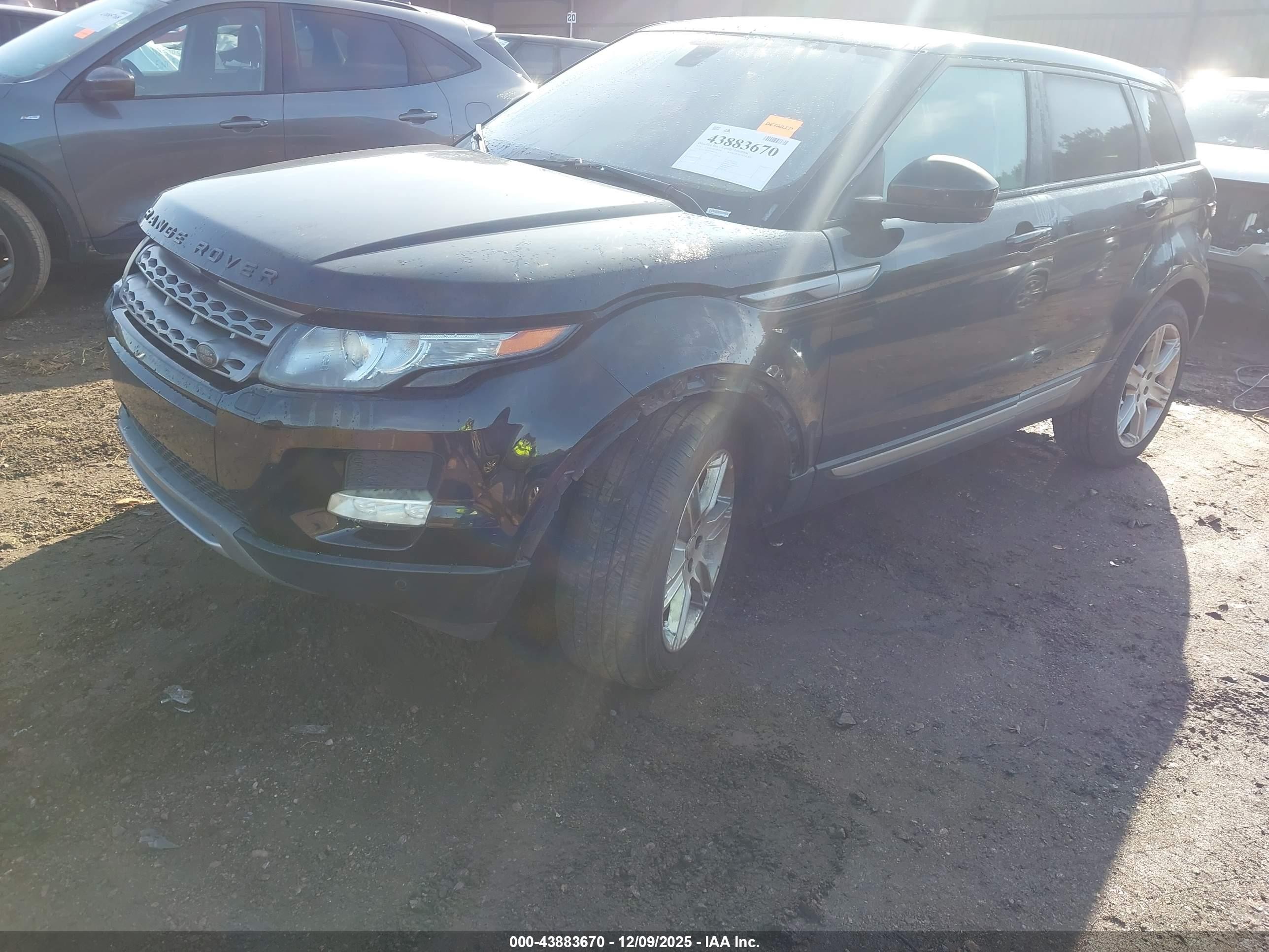 2014 Land Rover Range Rover Evoque Pure Black vin: SALVP2BG0EH884336