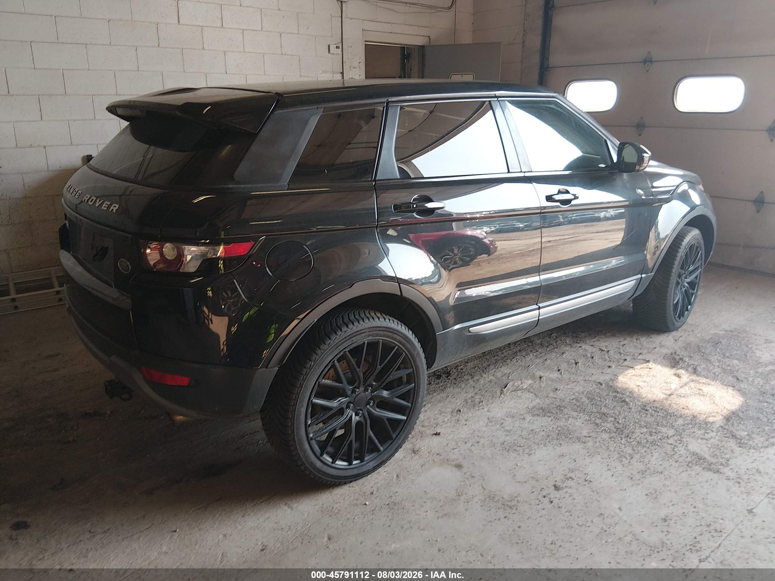 2015 Land Rover Range Rover Evoque Pure Black vin: SALVP2BG0FH044106