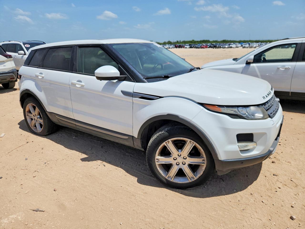 2015 Land Rover Range Rover Evoque Pure Plus White vin: SALVP2BG0FH062427