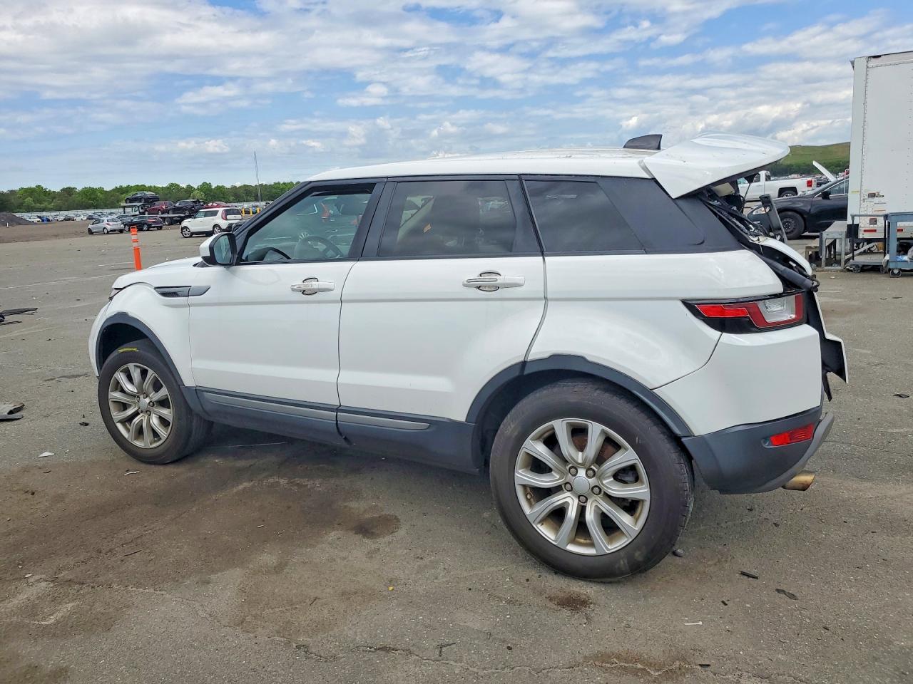 2017 Land Rover Range Rover Evoque Se White vin: SALVP2BG0HH250402