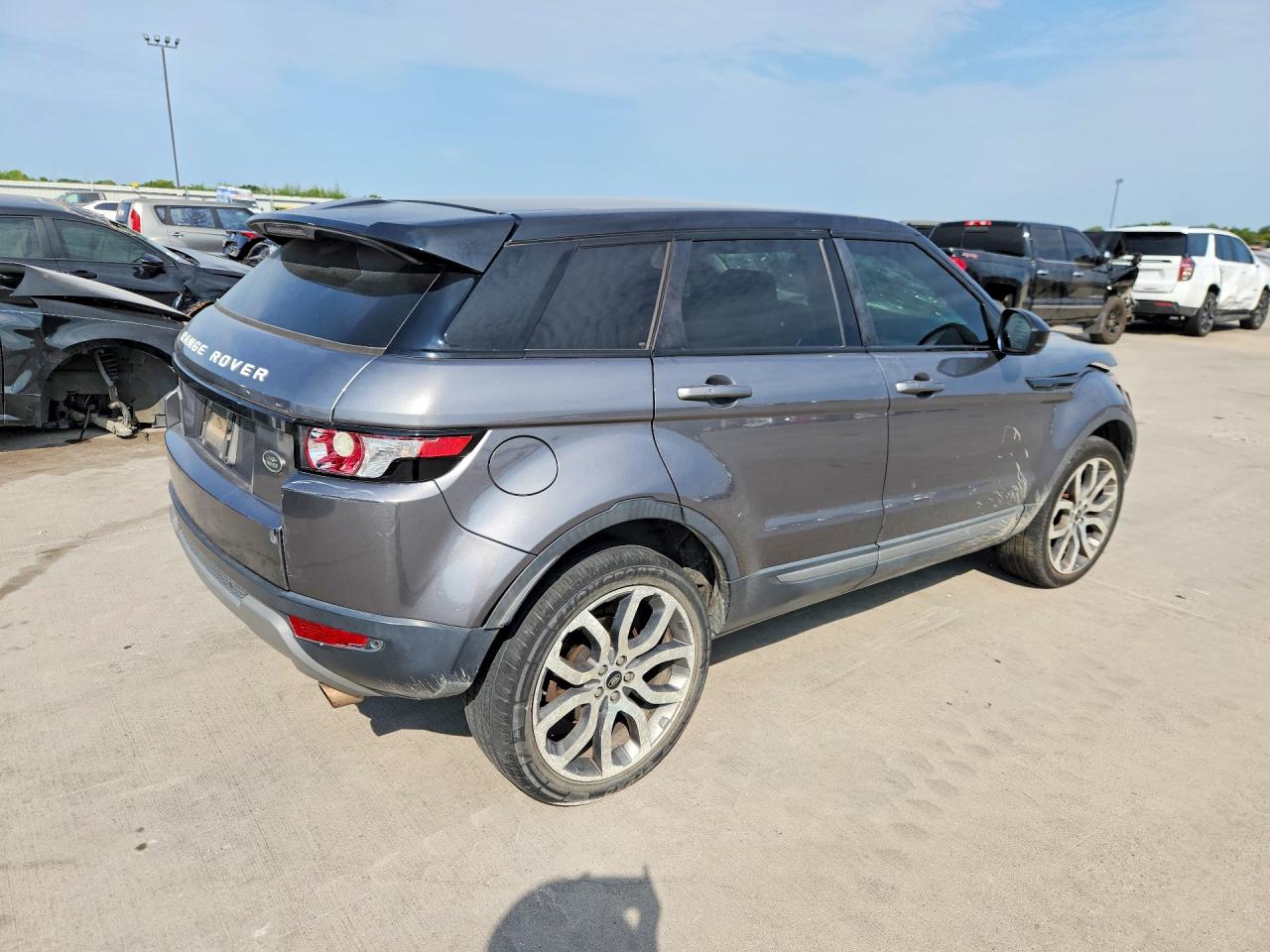 2015 Land Rover Range Rover Evoque Pure Plus Gray vin: SALVP2BG1FH048942