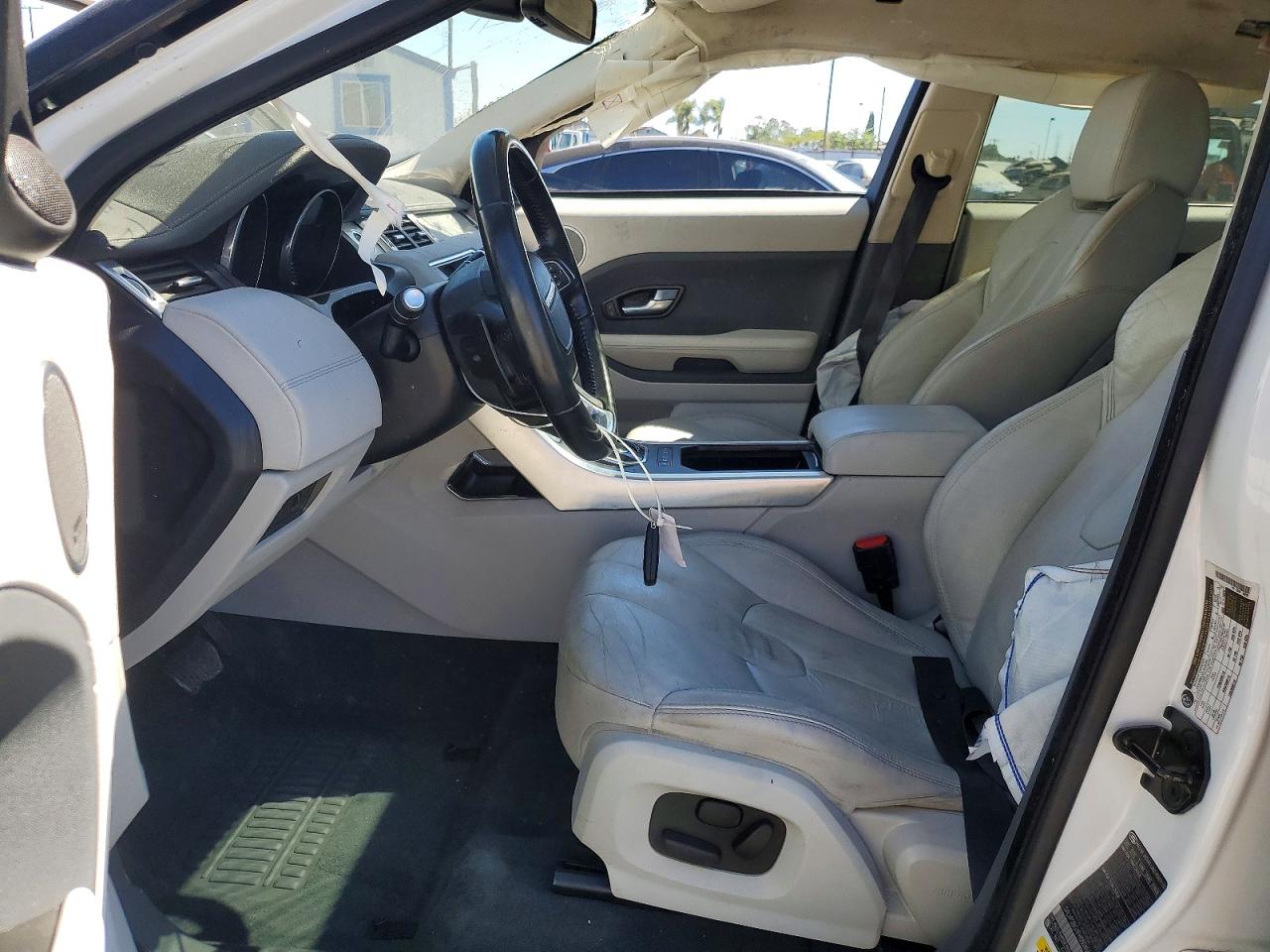 2015 Land Rover Range Rover Evoque Pure Plus White vin: SALVP2BG1FH050464