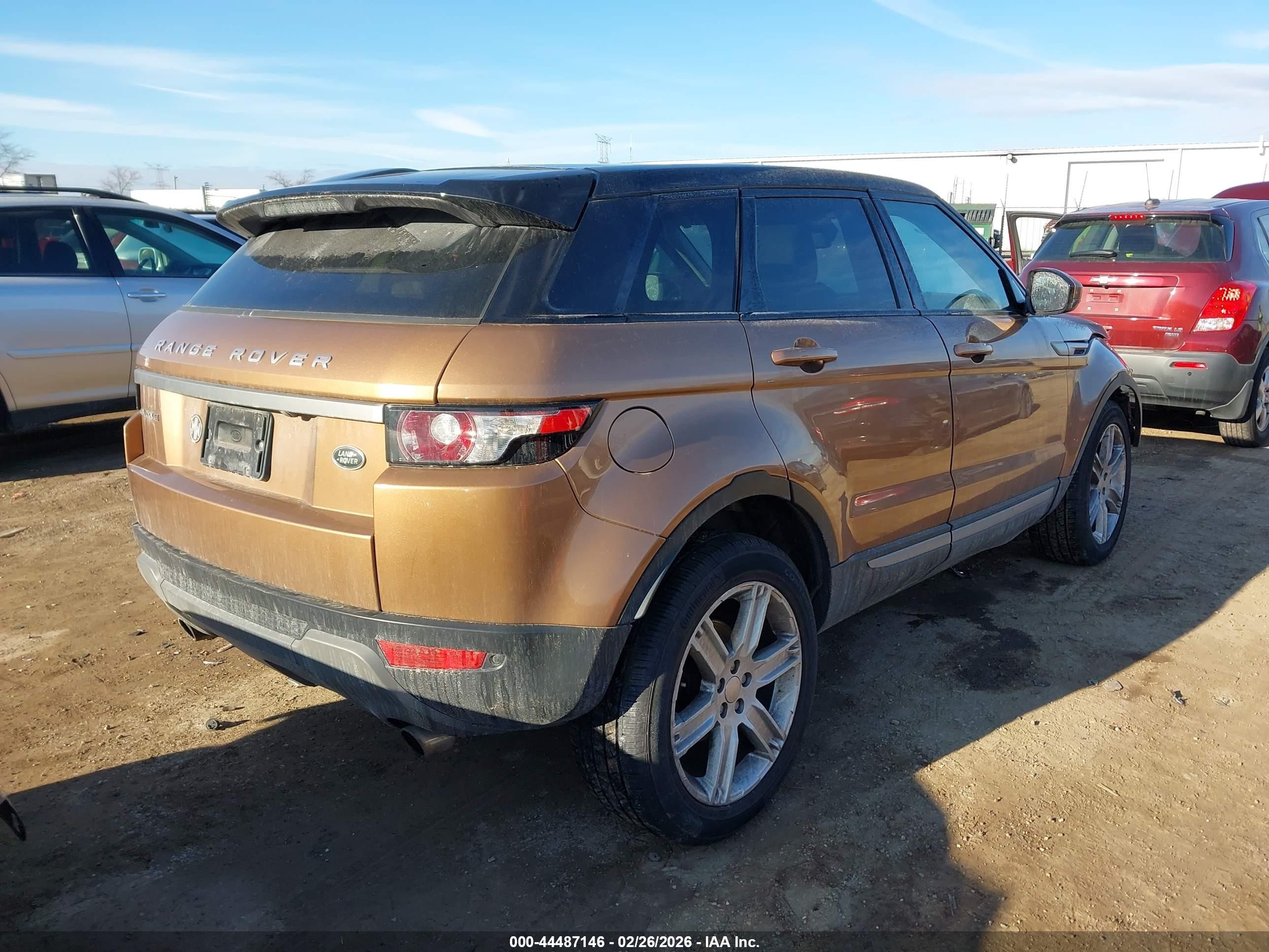 2015 Land Rover Range Rover Evoque Pure Brown vin: SALVP2BG1FH962091