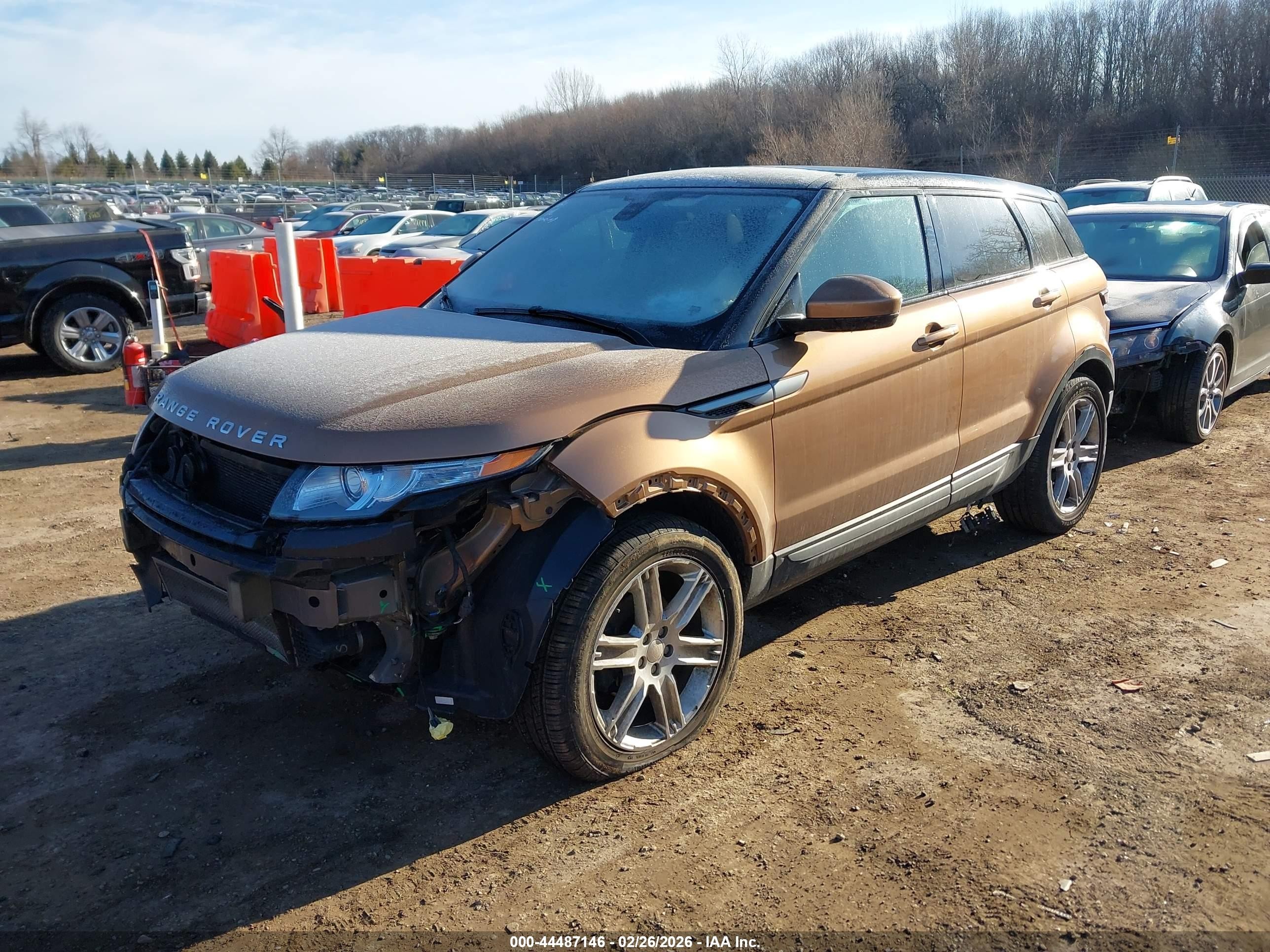 2015 Land Rover Range Rover Evoque Pure Brown vin: SALVP2BG1FH962091