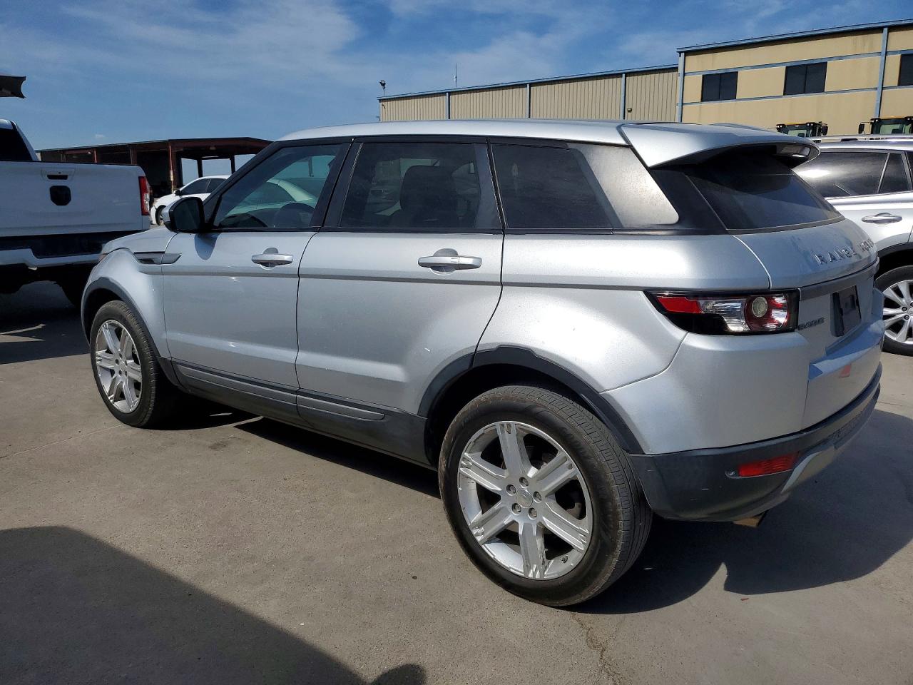2015 Land Rover Range Rover Evoque Pure Plus Silver vin: SALVP2BG1FH962351