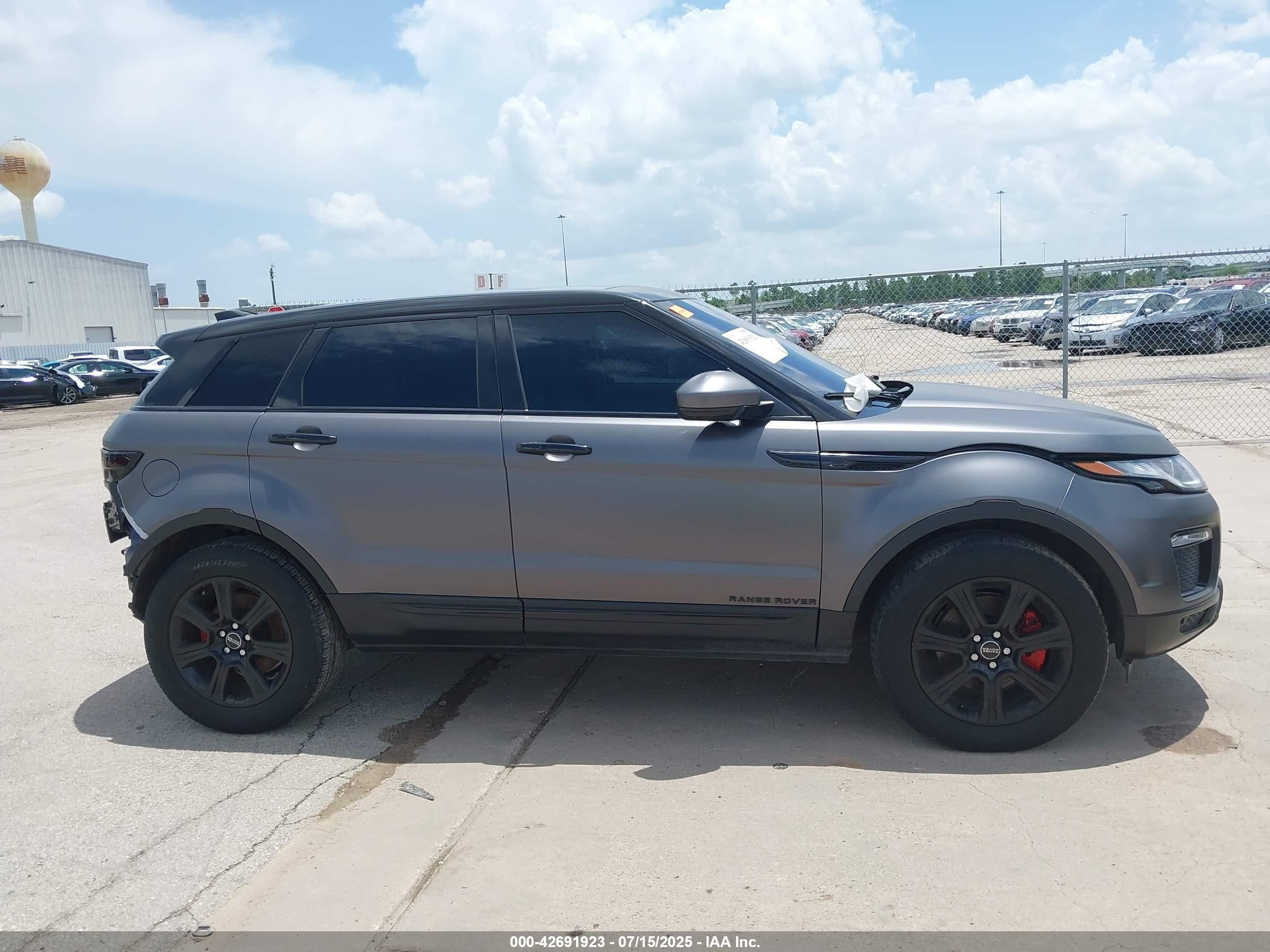 2017 Land Rover Range Rover Evoque Se/se Premium Gray vin: SALVP2BG1HH195877