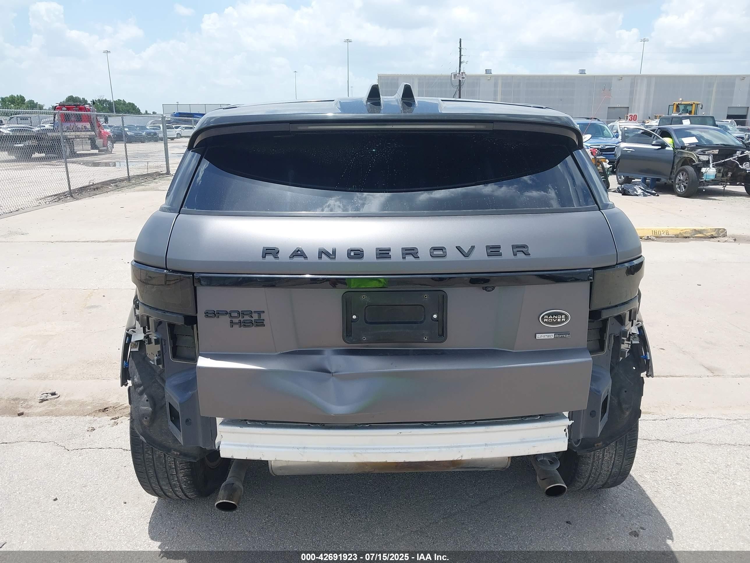 2017 Land Rover Range Rover Evoque Se/se Premium Gray vin: SALVP2BG1HH195877