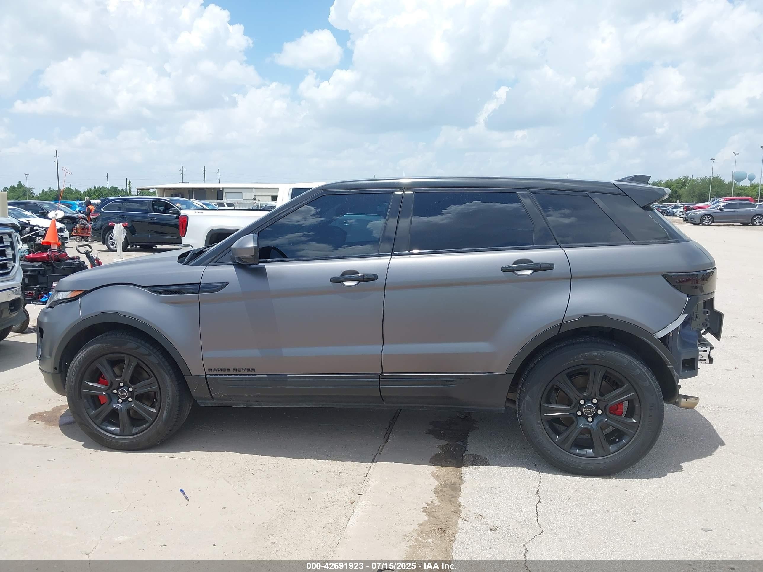 2017 Land Rover Range Rover Evoque Se/se Premium Gray vin: SALVP2BG1HH195877