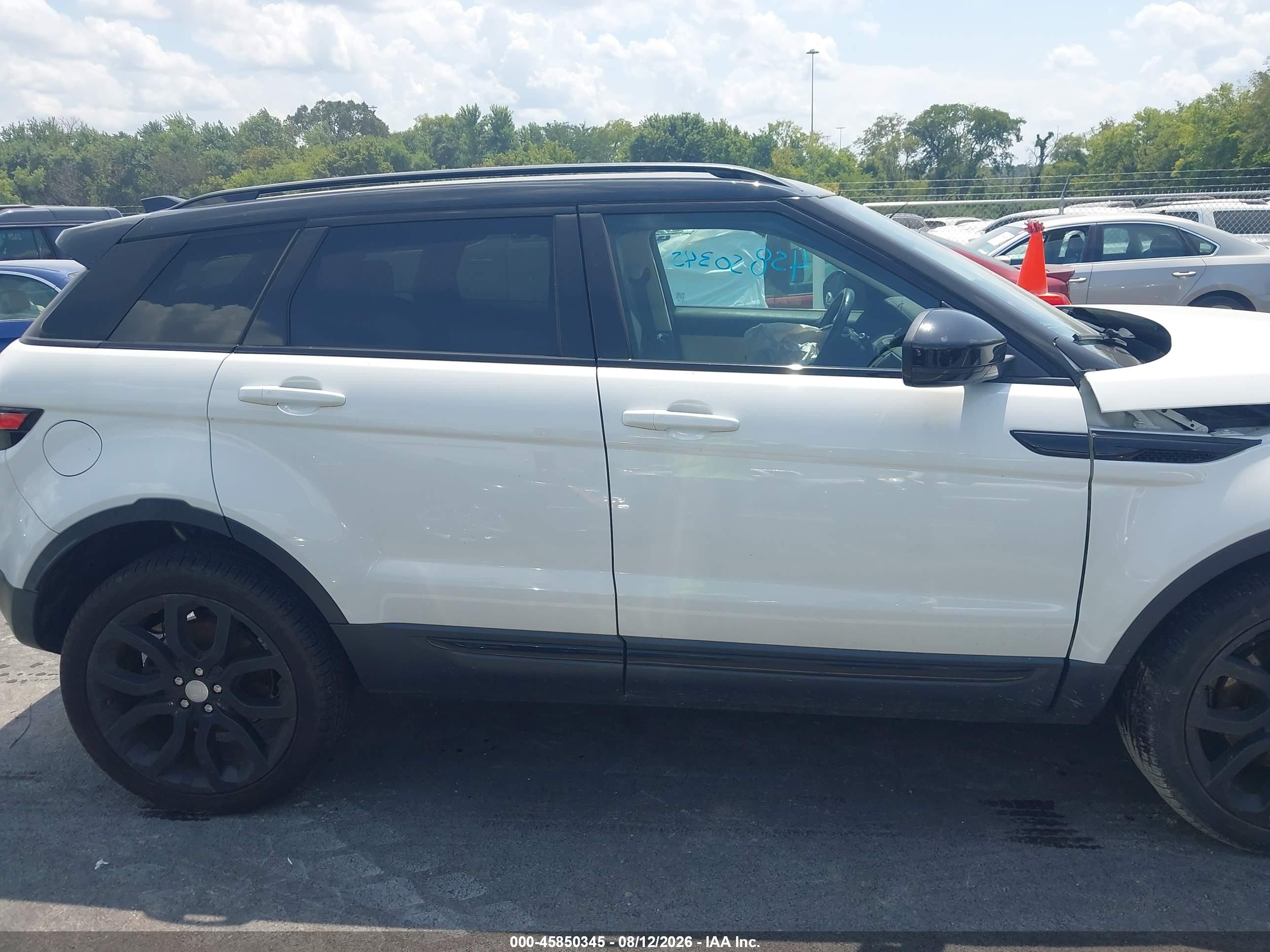 2017 Land Rover Range Rover Evoque Se/se Premium White vin: SALVP2BG1HH231471