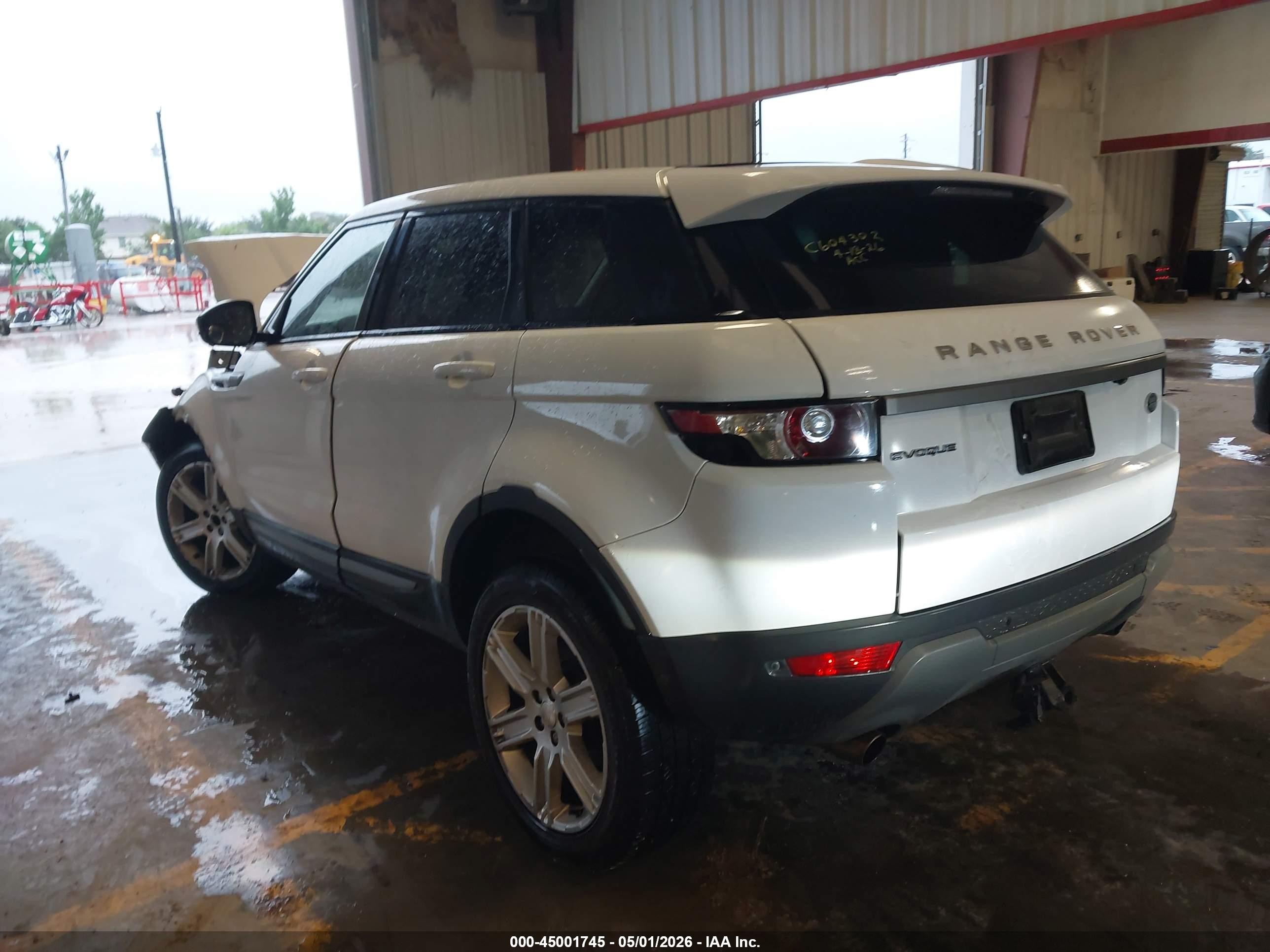 2015 Land Rover Range Rover Evoque Pure White vin: SALVP2BG2FH027999