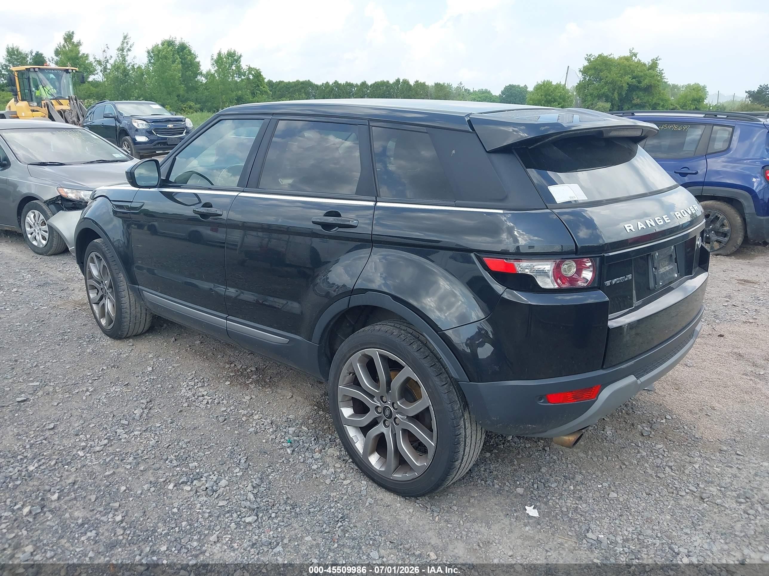 2015 Land Rover Range Rover Evoque Pure Черный vin: SALVP2BG2FH045953