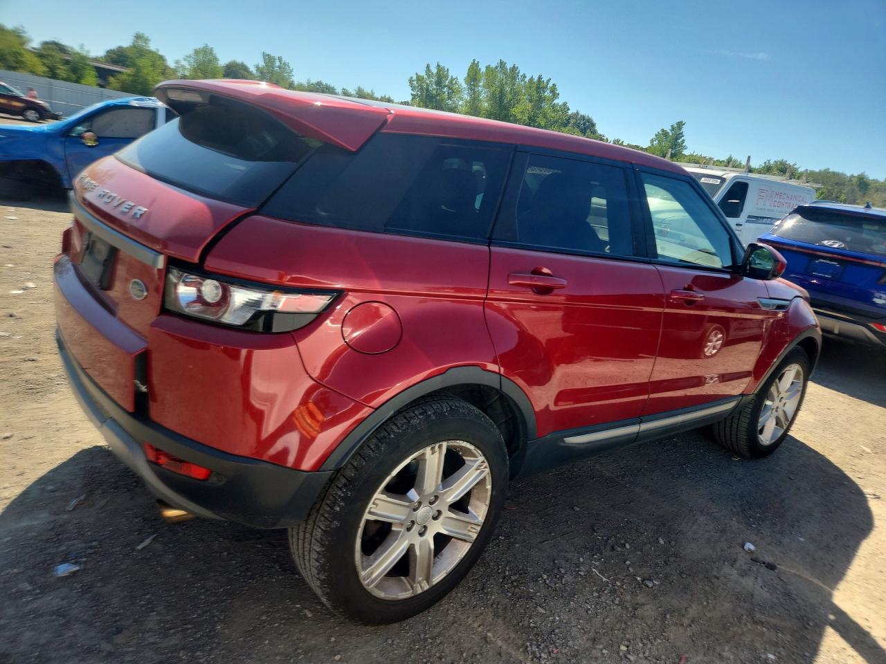 2015 Land Rover Range Rover Evoque Pure Plus Red vin: SALVP2BG2FH075518