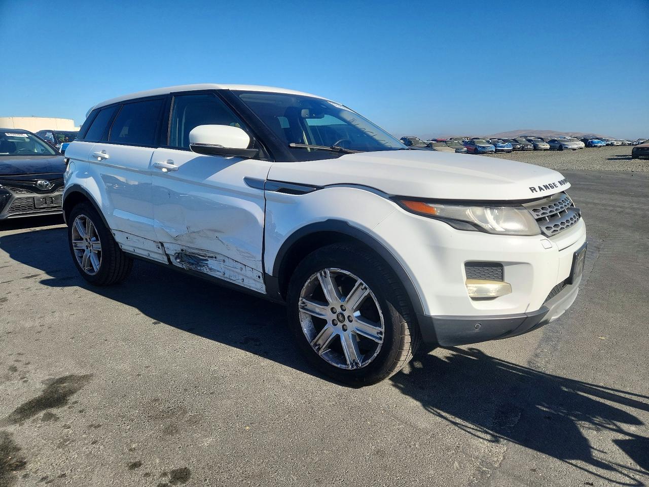 2013 Land Rover Range Rover Evoque Pure Plus White vin: SALVP2BG3DH842435