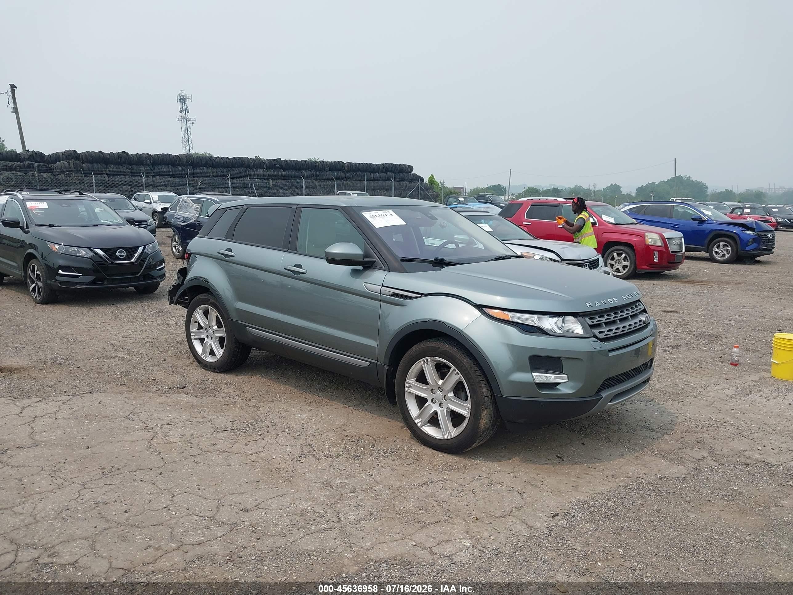 2015 Land Rover Range Rover Evoque Pure Серый vin: SALVP2BG3FH059070