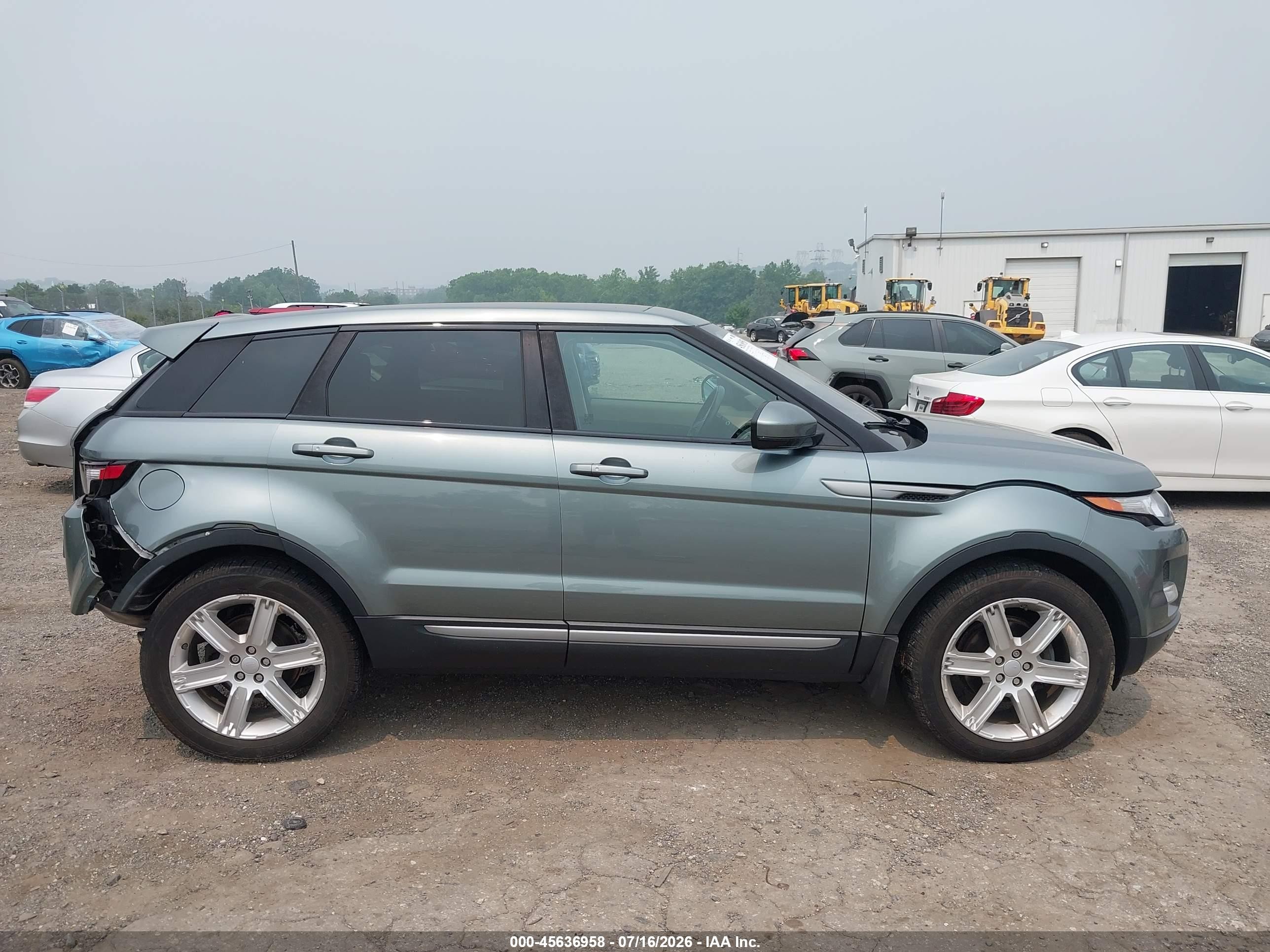 2015 Land Rover Range Rover Evoque Pure Gray vin: SALVP2BG3FH059070
