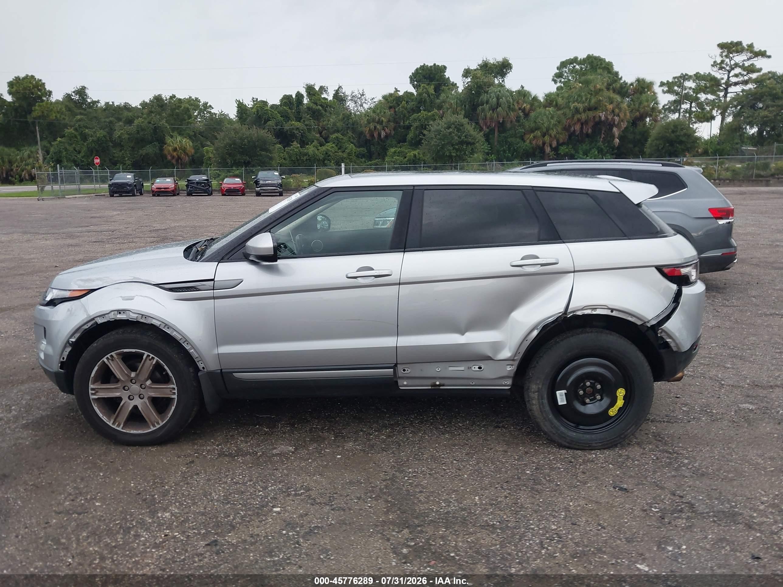 2015 Land Rover Range Rover Evoque Pure Silver vin: SALVP2BG3FH067590