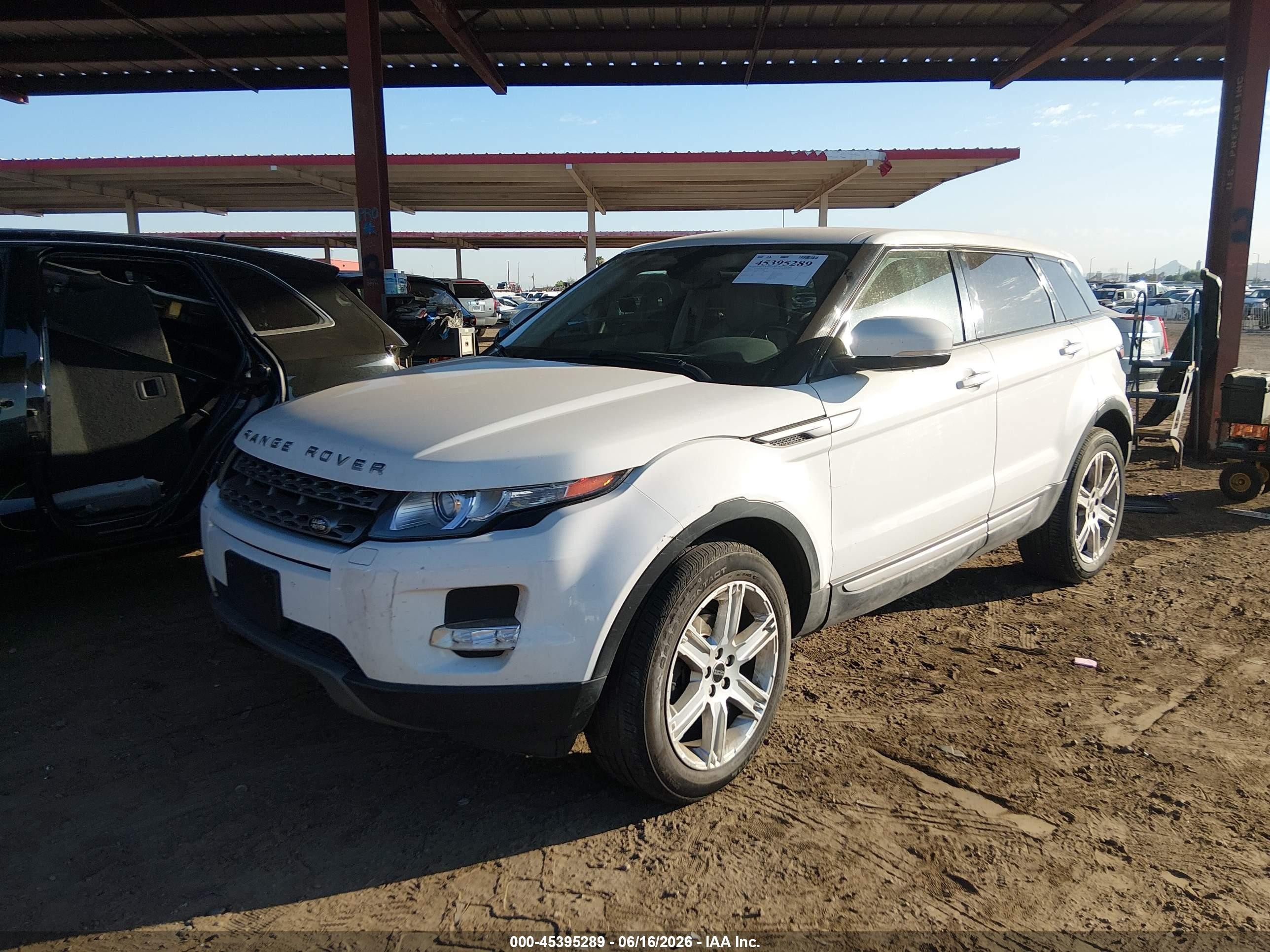 2012 Land Rover Range Rover Evoque   Белый vin: SALVP2BG4CH677963