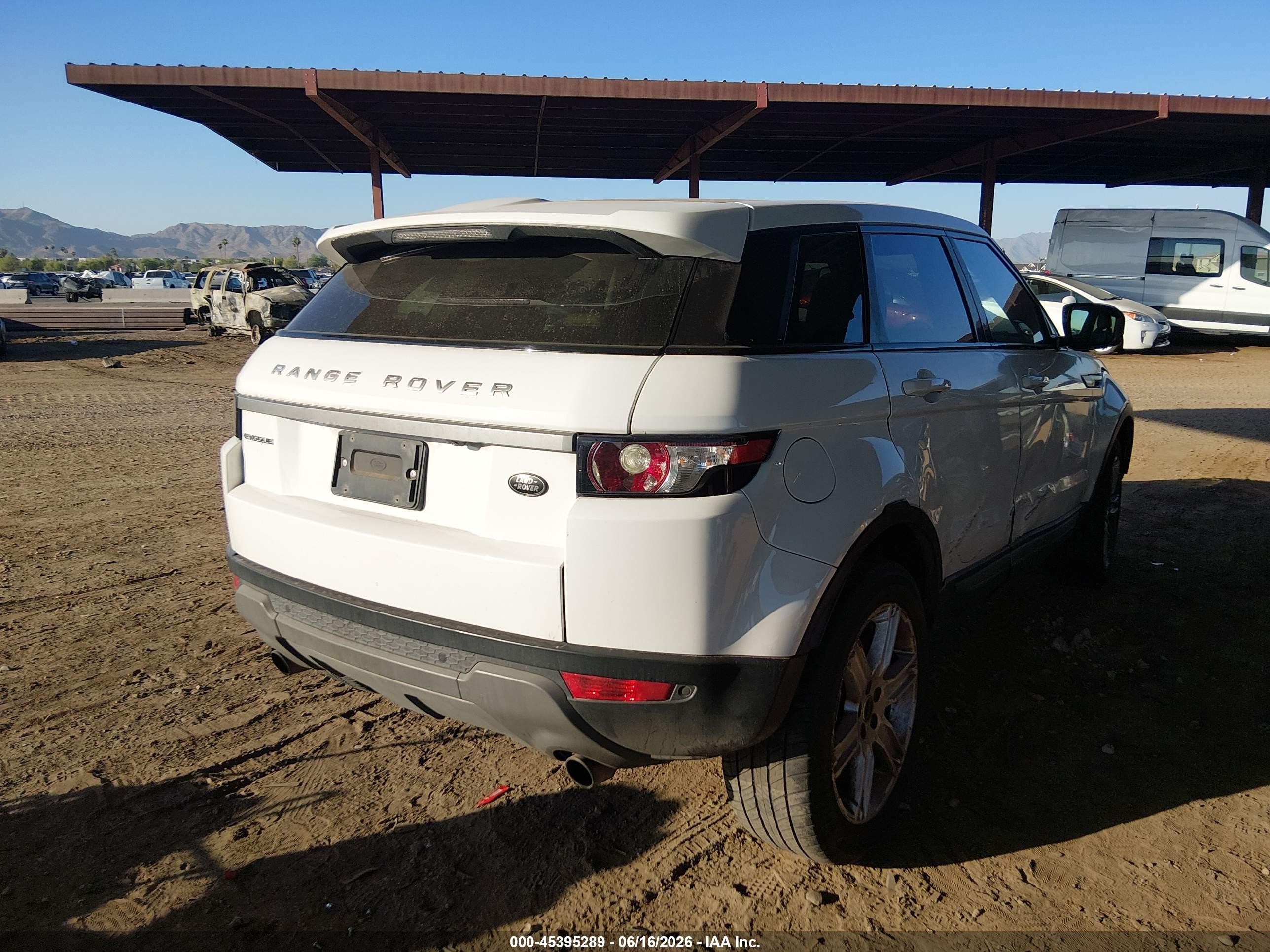 2012 Land Rover Range Rover Evoque   Белый vin: SALVP2BG4CH677963
