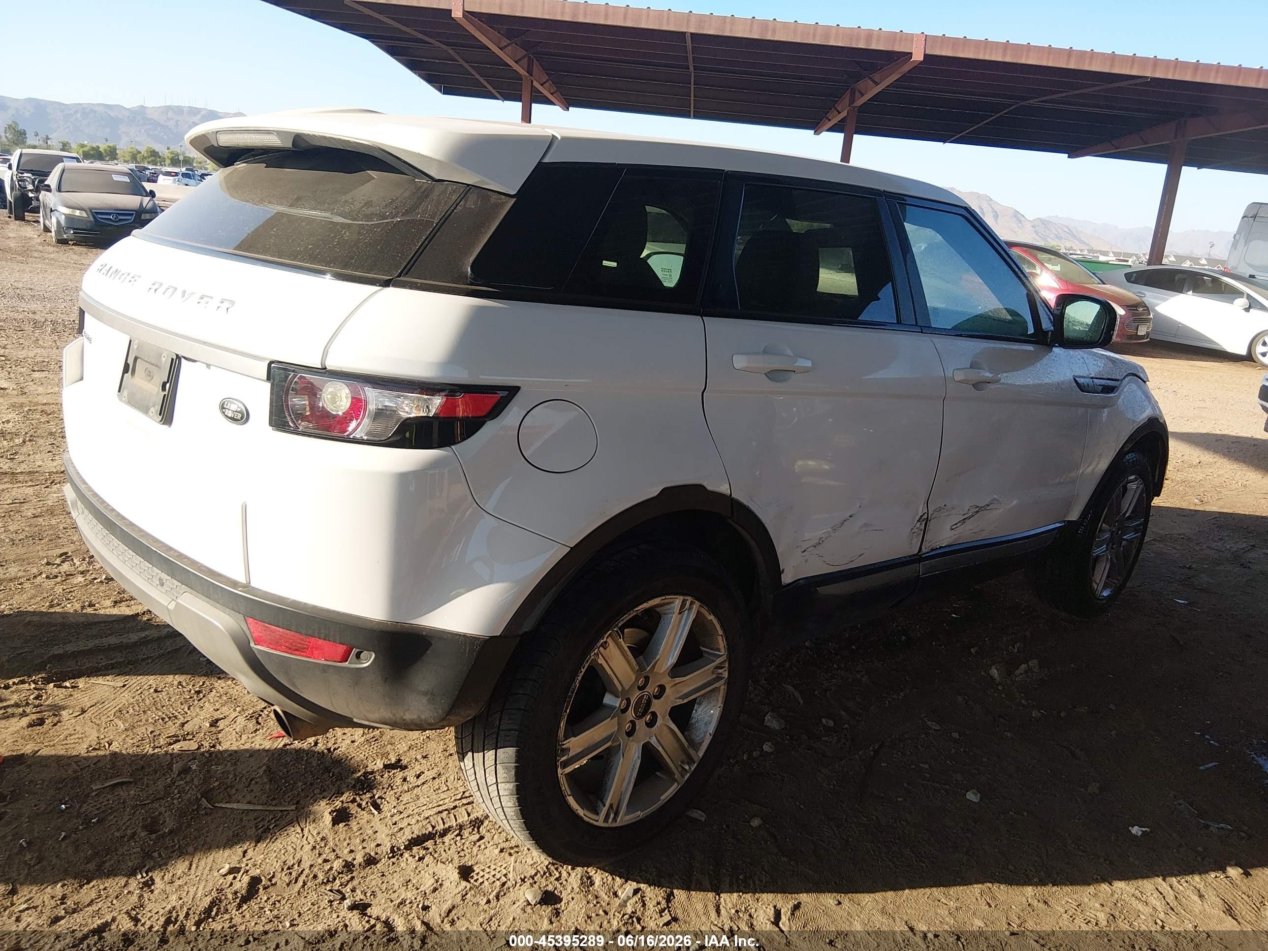 2012 Land Rover Range Rover Evoque   Белый vin: SALVP2BG4CH677963