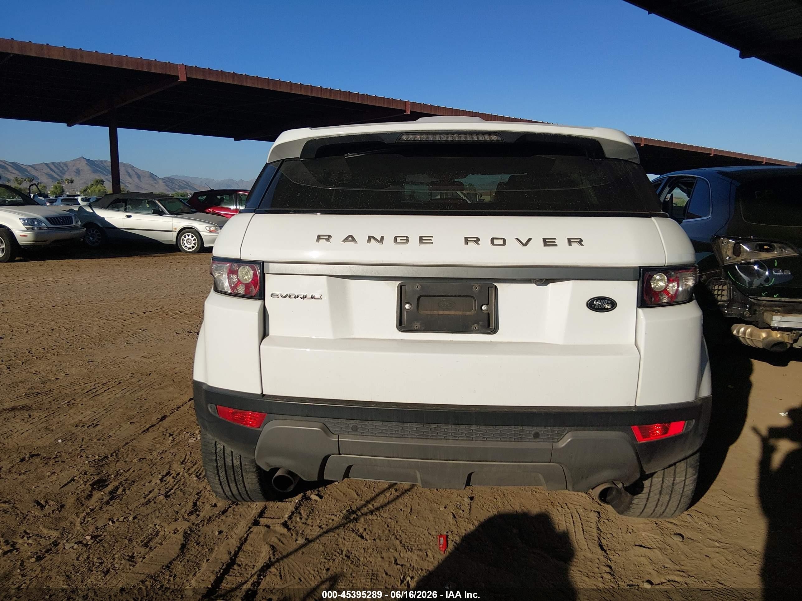 2012 Land Rover Range Rover Evoque   Белый vin: SALVP2BG4CH677963