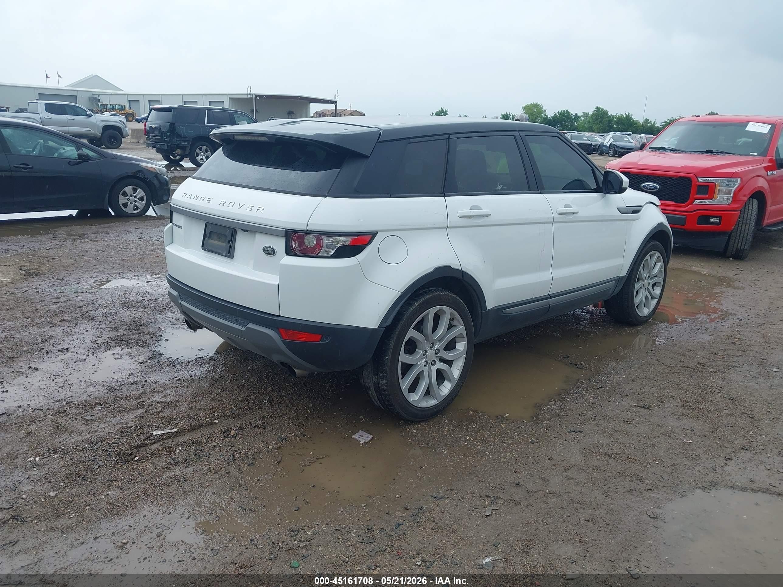 2015 Land Rover Range Rover Evoque Pure White vin: SALVP2BG4FH019936