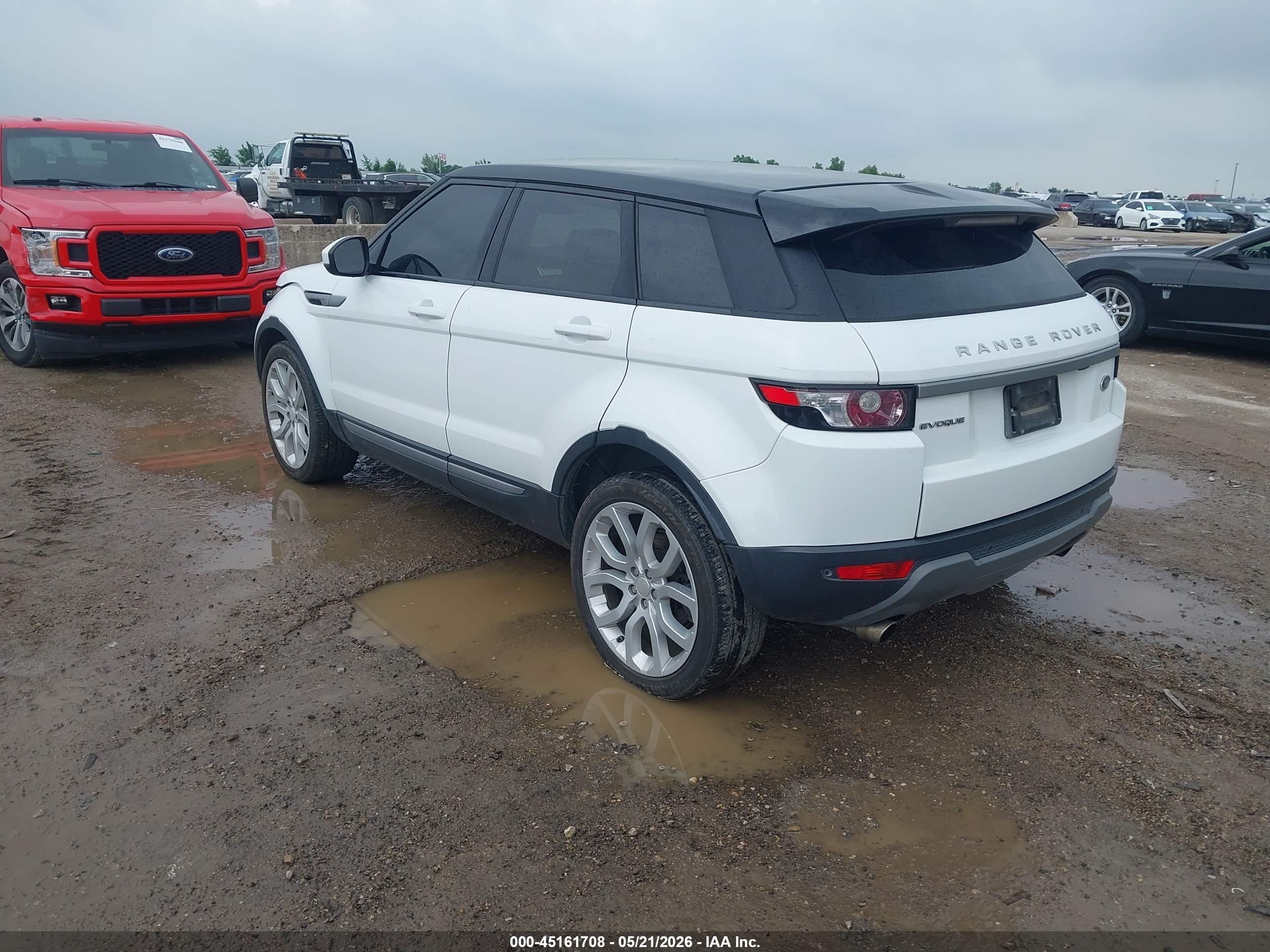 2015 Land Rover Range Rover Evoque Pure White vin: SALVP2BG4FH019936