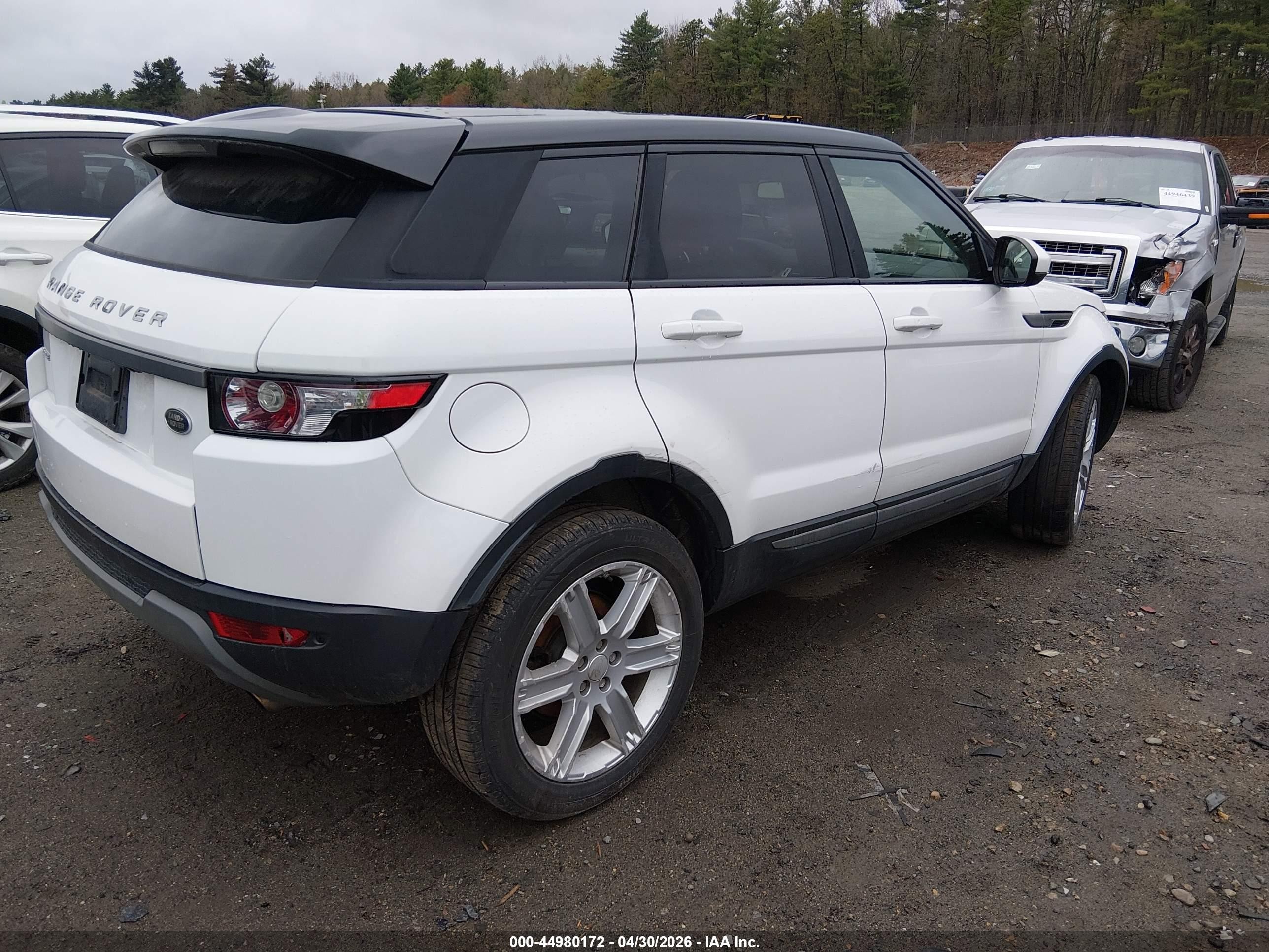 2015 Land Rover Range Rover Evoque Pure White vin: SALVP2BG4FH025025