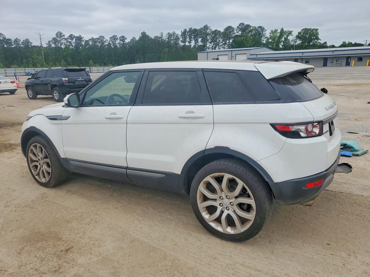 2015 Land Rover Range Rover Evoque Pure Plus White vin: SALVP2BG4FH069378