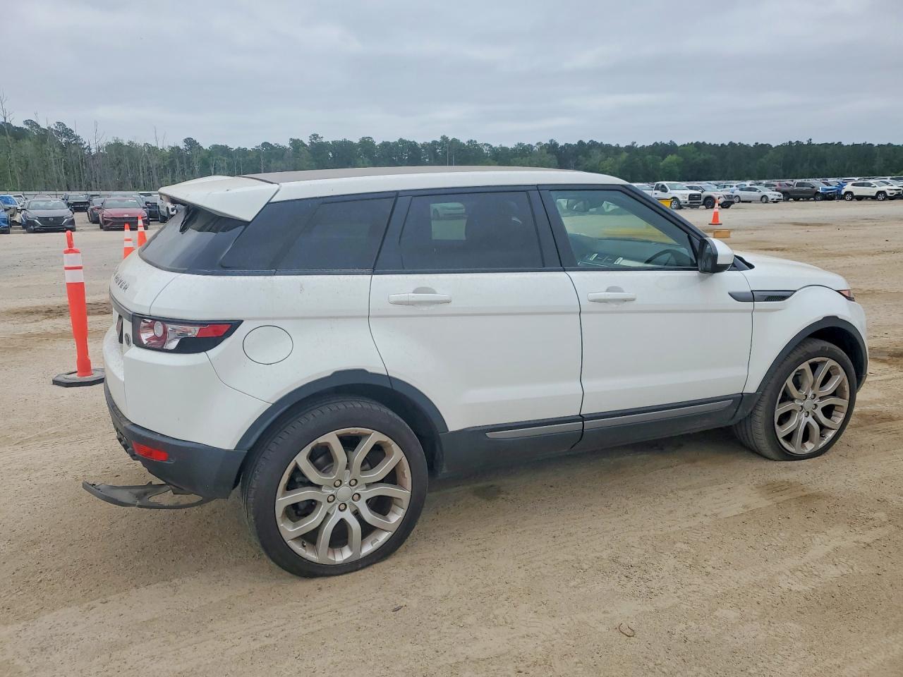 2015 Land Rover Range Rover Evoque Pure Plus White vin: SALVP2BG4FH069378