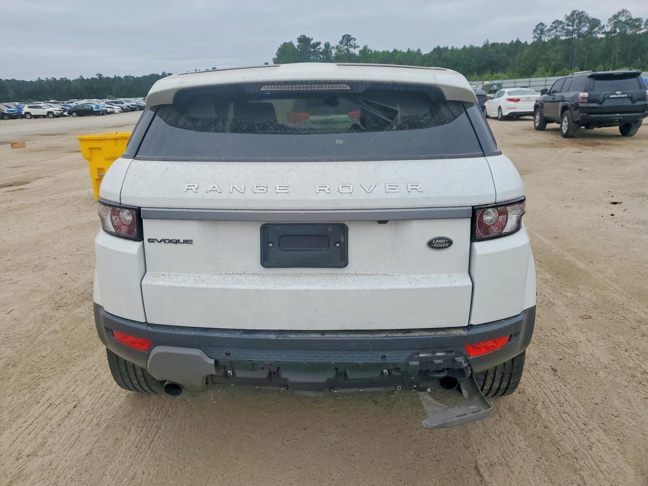 2015 Land Rover Range Rover Evoque Pure Plus White vin: SALVP2BG4FH069378