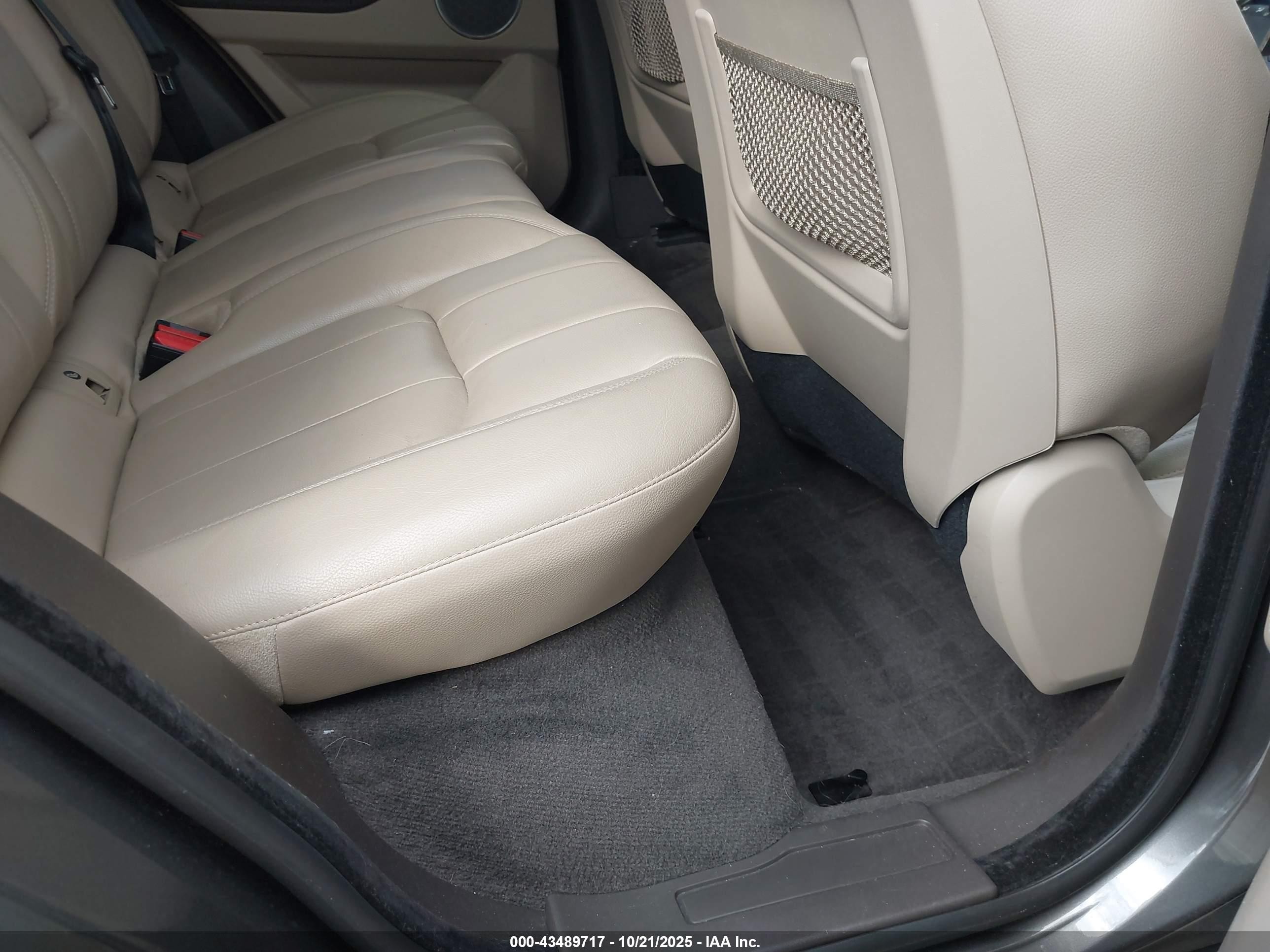 2017 Land Rover Range Rover Evoque Se/se Premium Серый vin: SALVP2BG4HH238320
