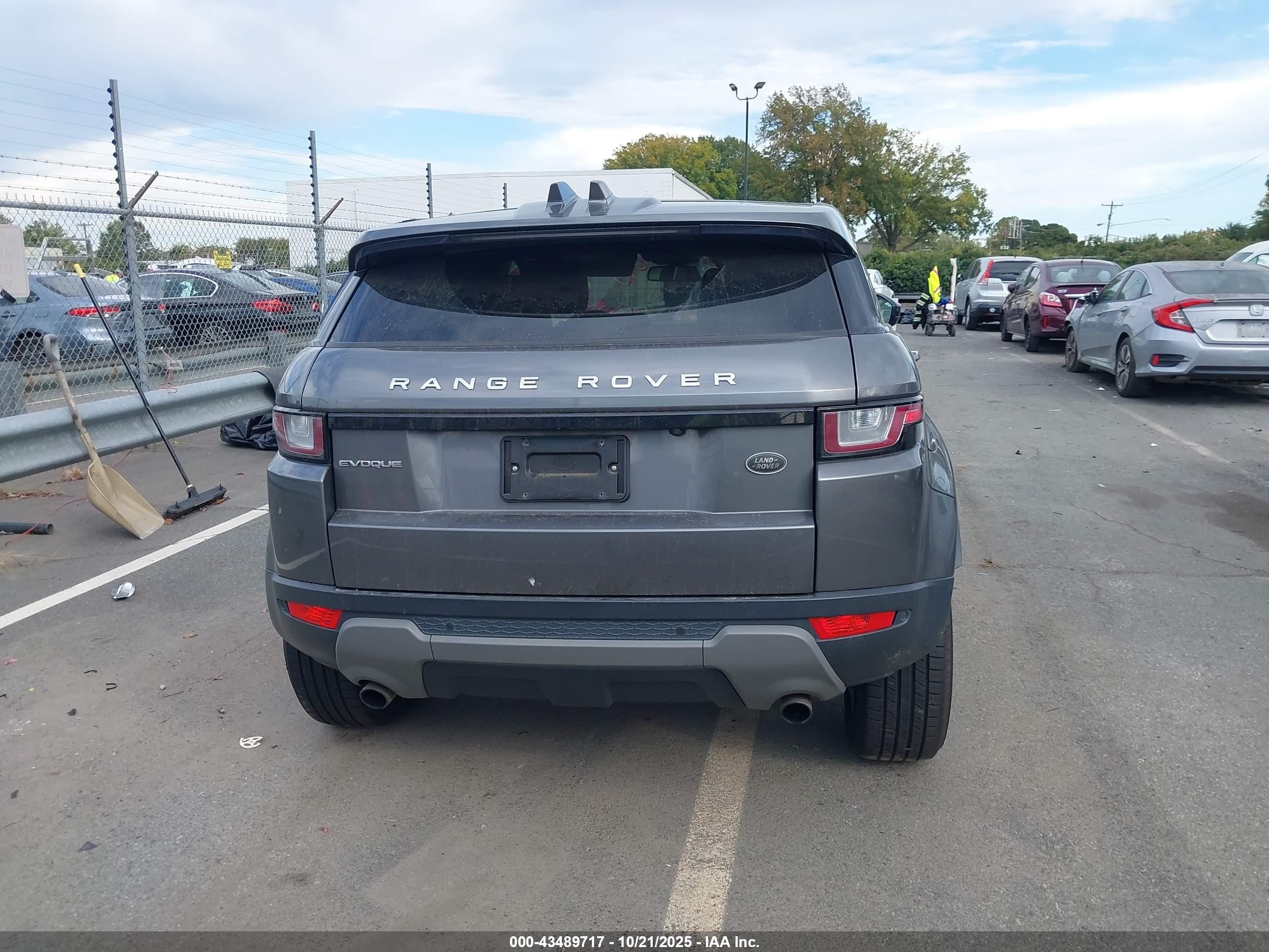 2017 Land Rover Range Rover Evoque Se/se Premium Серый vin: SALVP2BG4HH238320