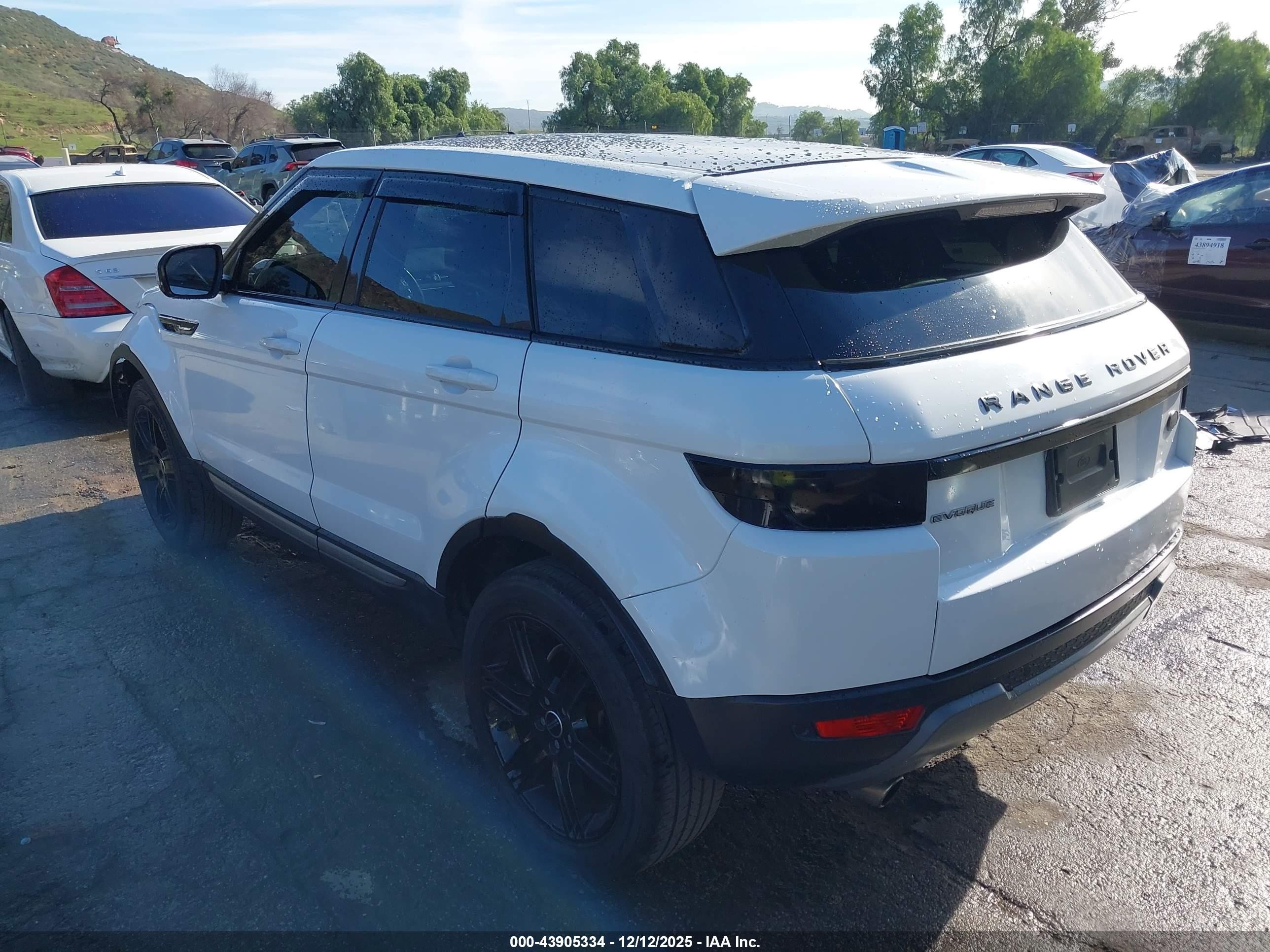 2012 Land Rover Range Rover Evoque Pure Plus White vin: SALVP2BG7CH688407