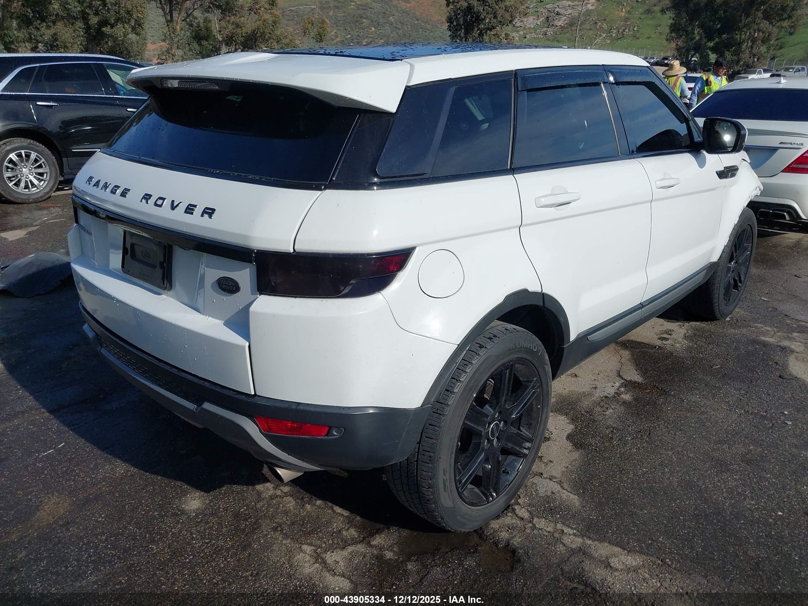2012 Land Rover Range Rover Evoque Pure Plus White vin: SALVP2BG7CH688407