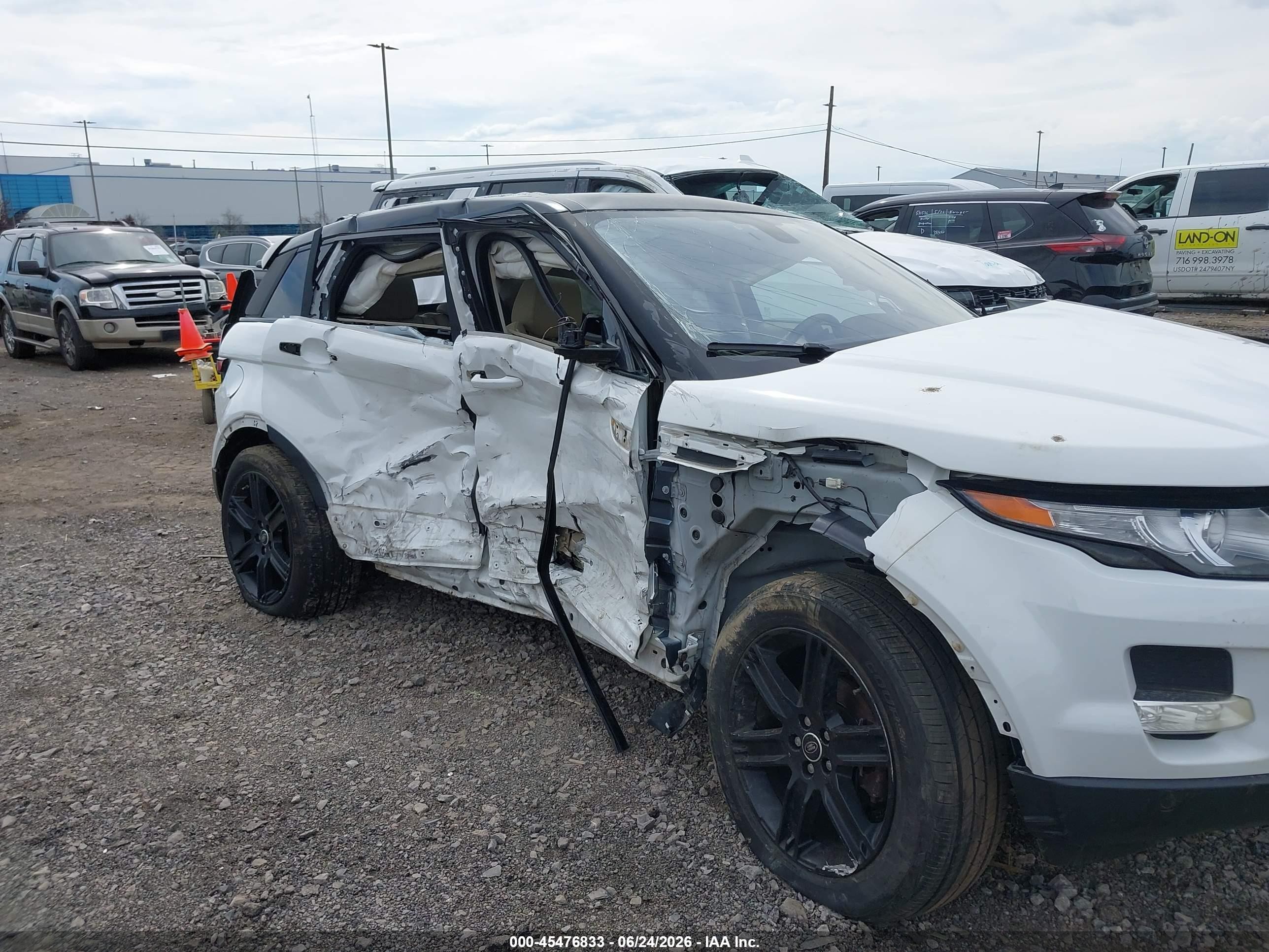 2013 Land Rover Range Rover Evoque Pure Белый vin: SALVP2BG7DH850327