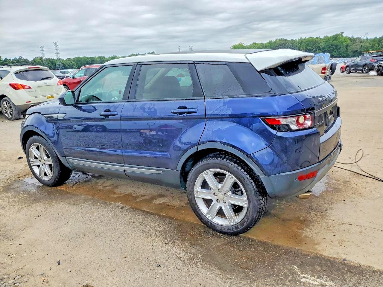 2015 Land Rover Range Rover Evoque Pure Plus Синий vin: SALVP2BG7FH012401