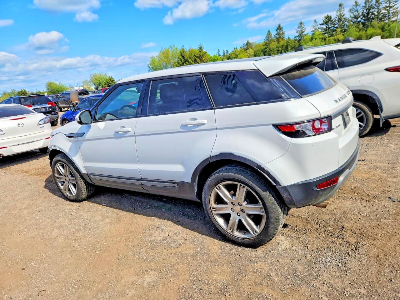 2015 Land Rover Range Rover Evoque Pure Plus White vin: SALVP2BG7FH021650
